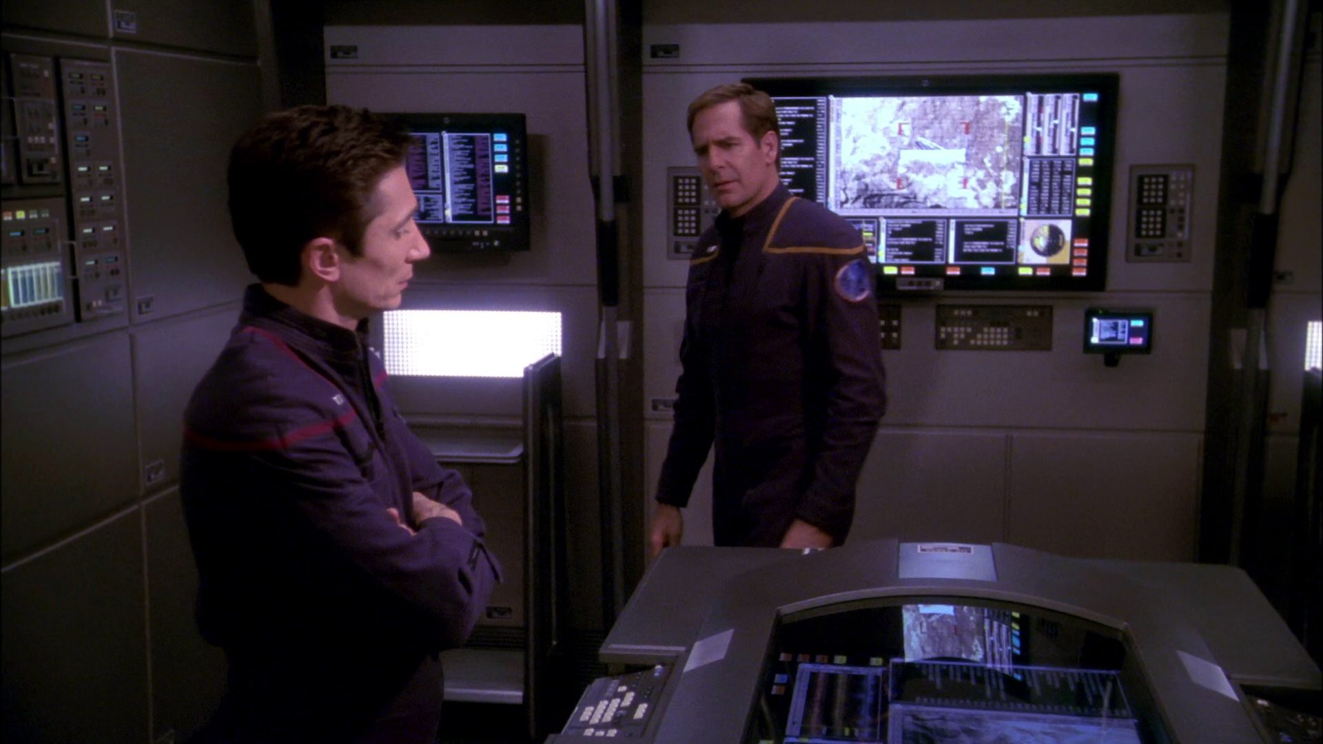 extant_StarTrek_ENT_1x20-Oasis_1634.jpg