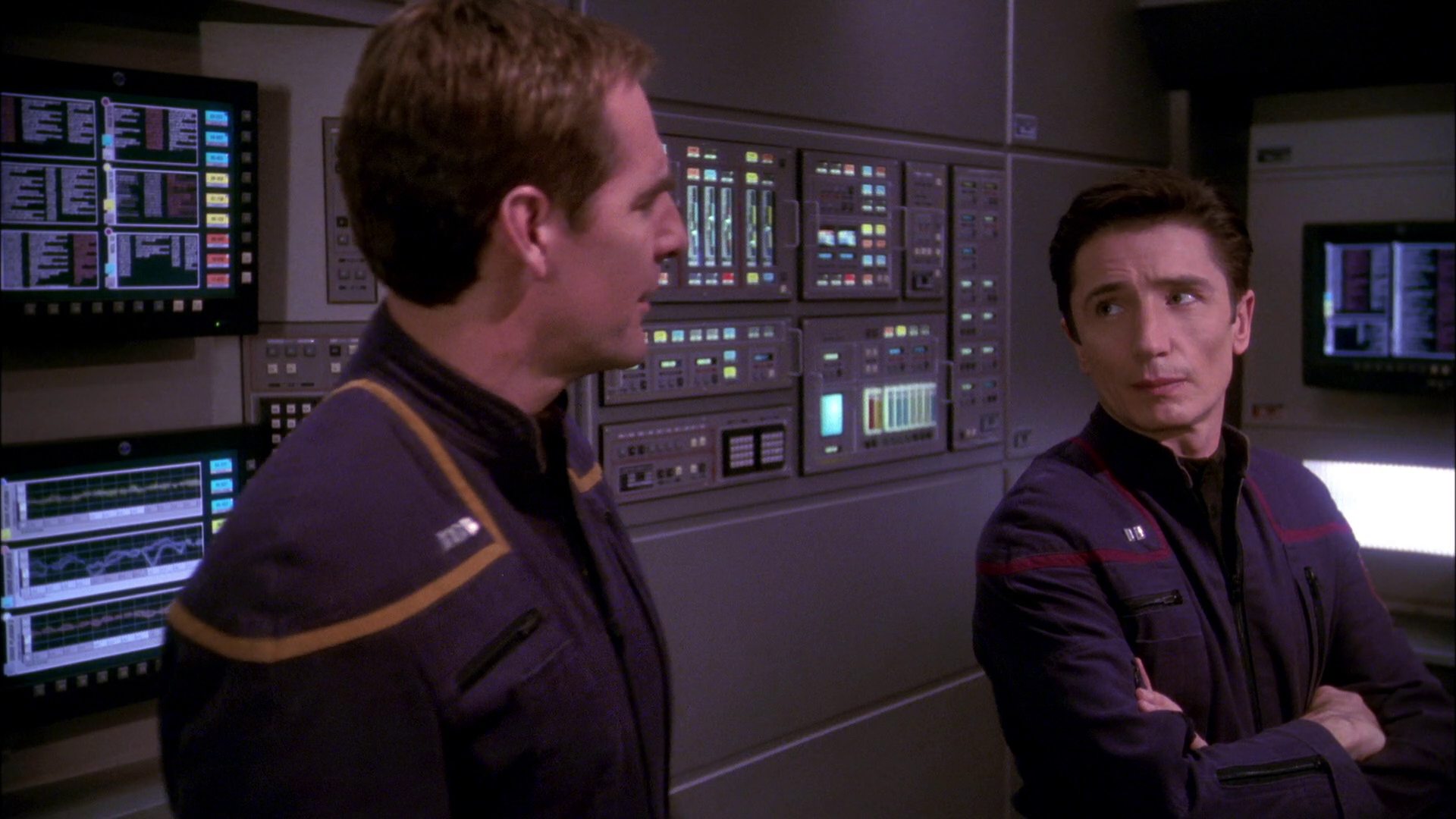 extant_StarTrek_ENT_1x20-Oasis_1647.jpg