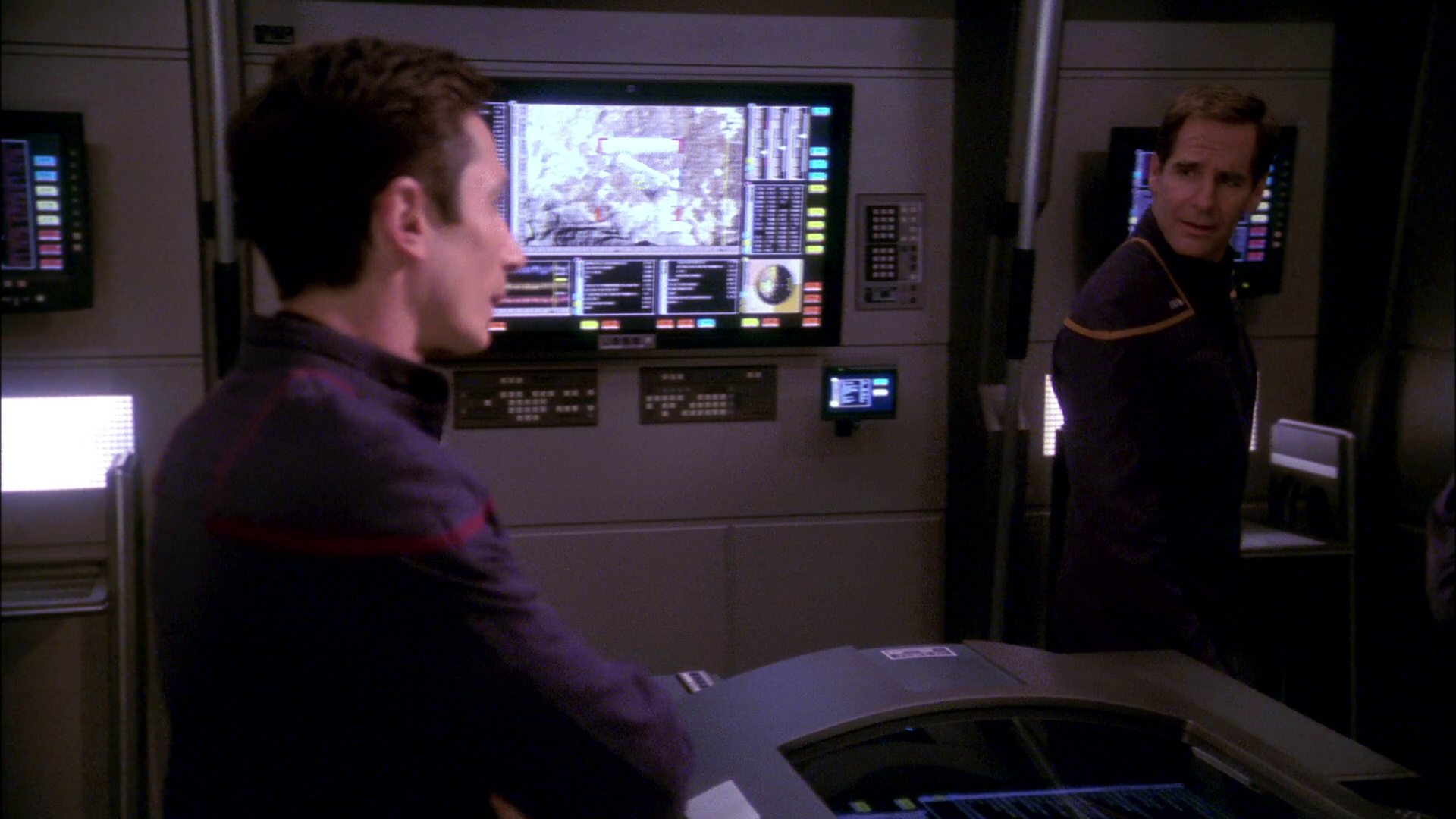 extant_StarTrek_ENT_1x20-Oasis_1672.jpg