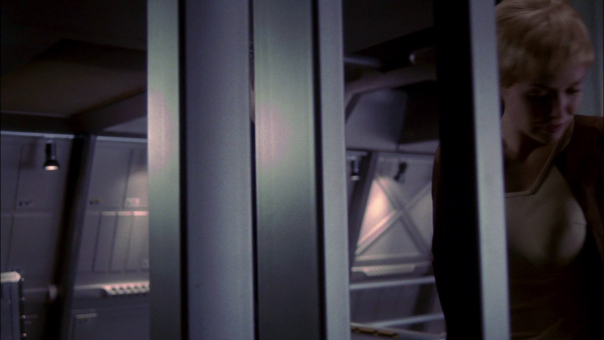 extant_StarTrek_ENT_1x20-Oasis_1729.jpg