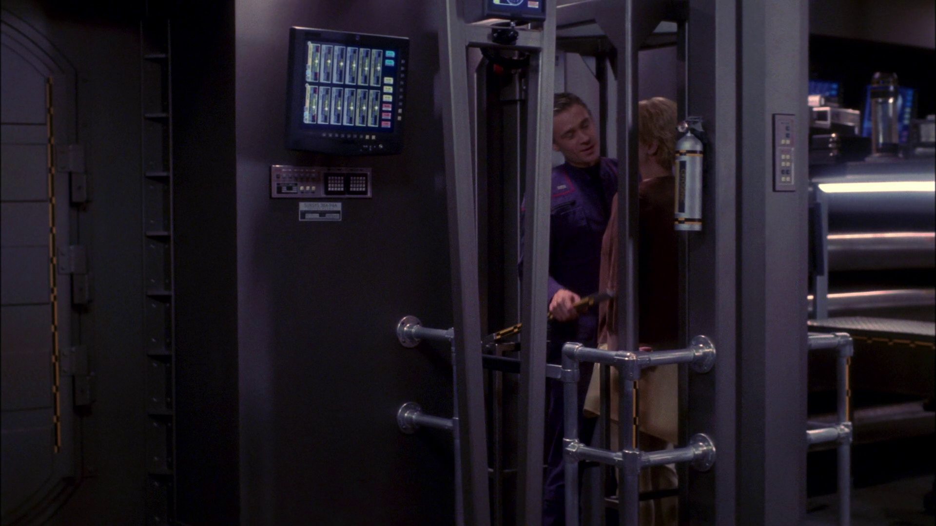 extant_StarTrek_ENT_1x20-Oasis_1753.jpg