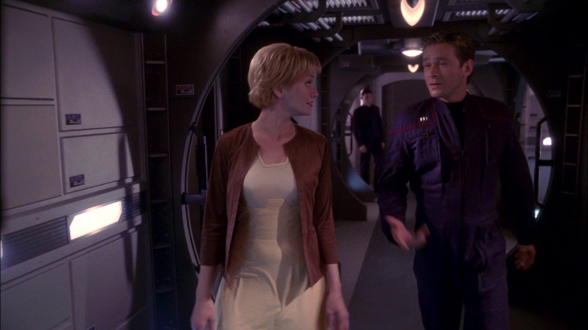 extant_StarTrek_ENT_1x20-Oasis_1776.jpg