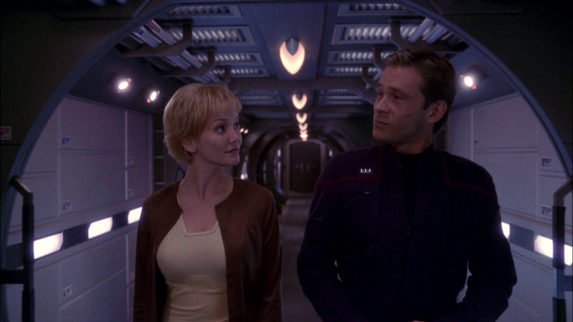 extant_StarTrek_ENT_1x20-Oasis_1795.jpg