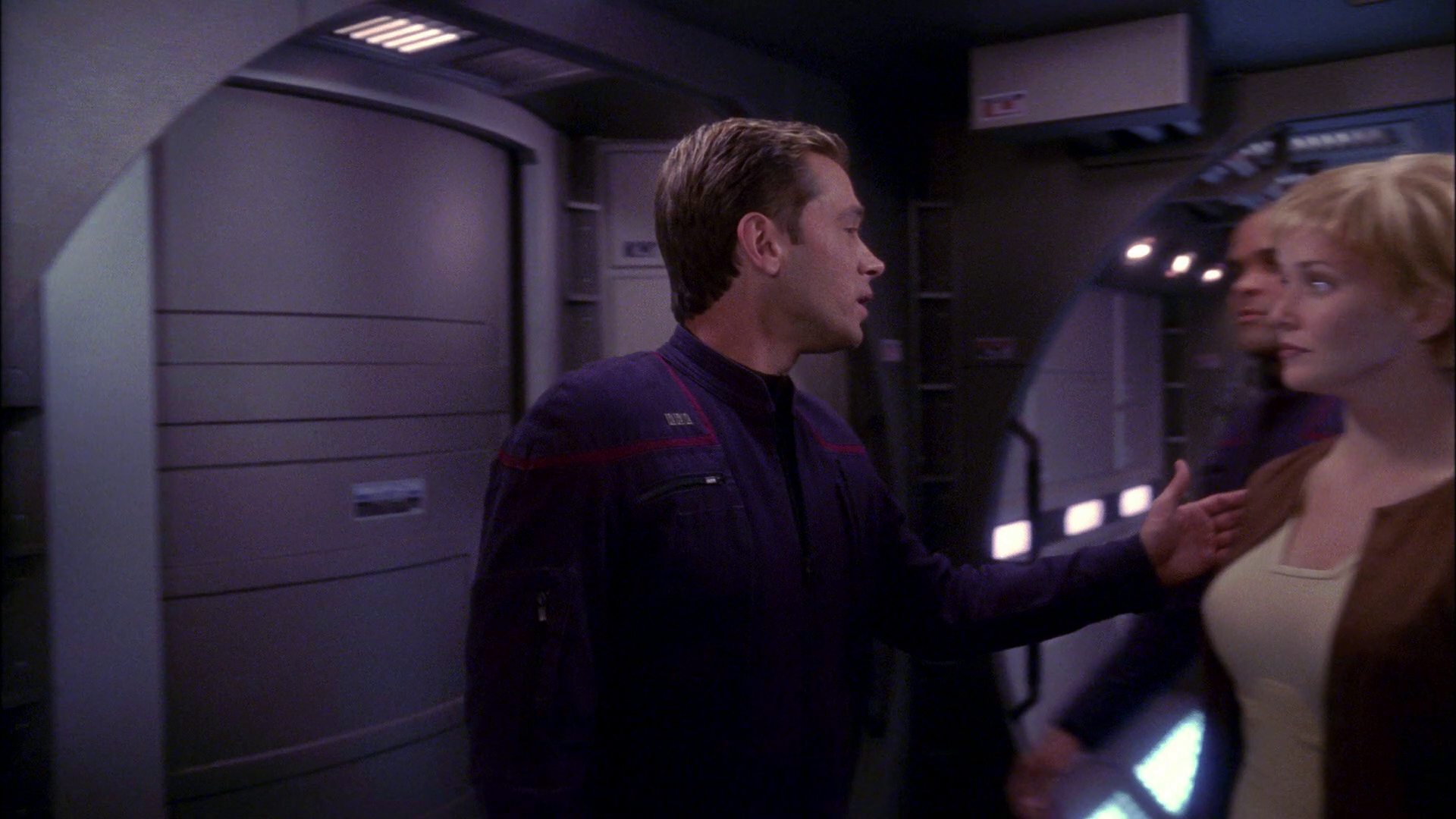 extant_StarTrek_ENT_1x20-Oasis_1810.jpg