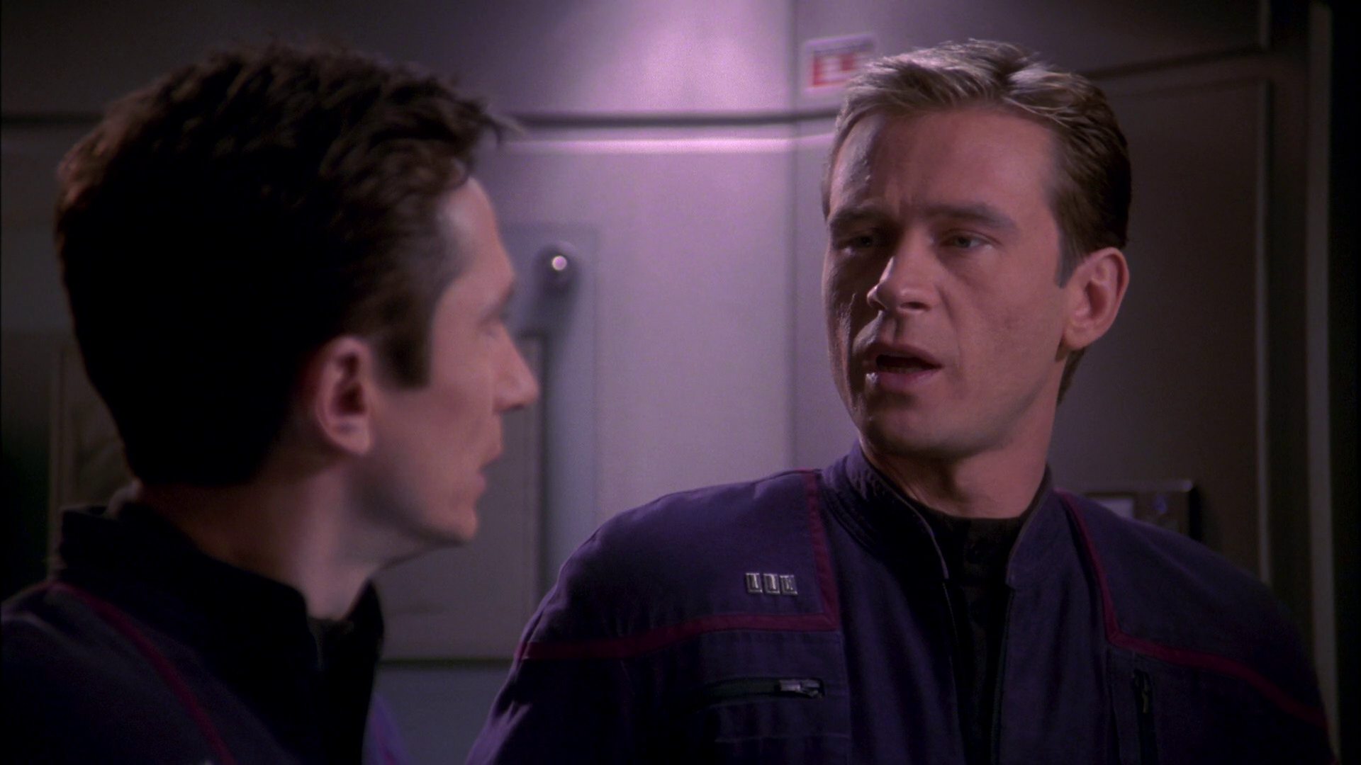 extant_StarTrek_ENT_1x20-Oasis_1860.jpg