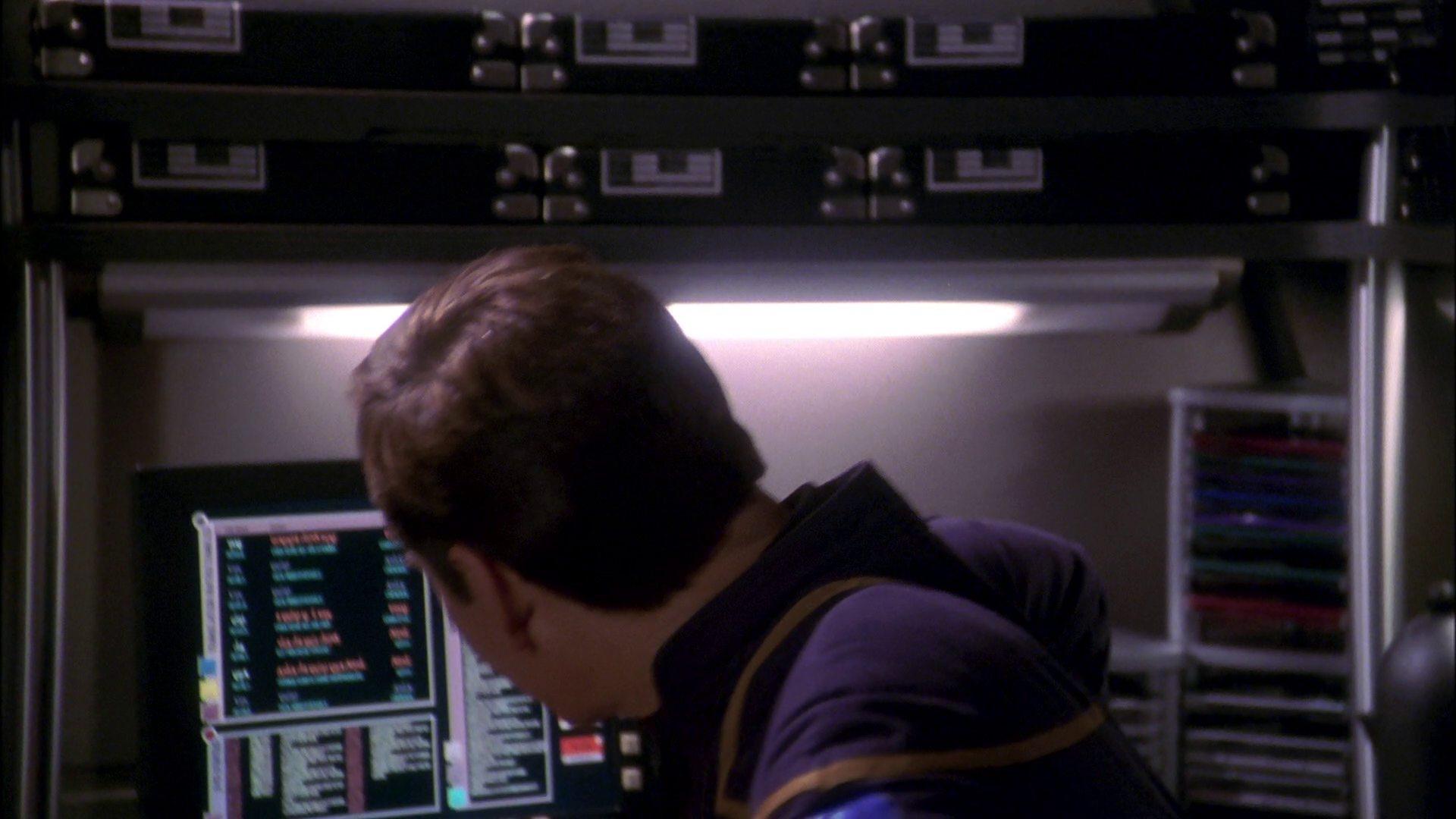 extant_StarTrek_ENT_1x20-Oasis_1882.jpg