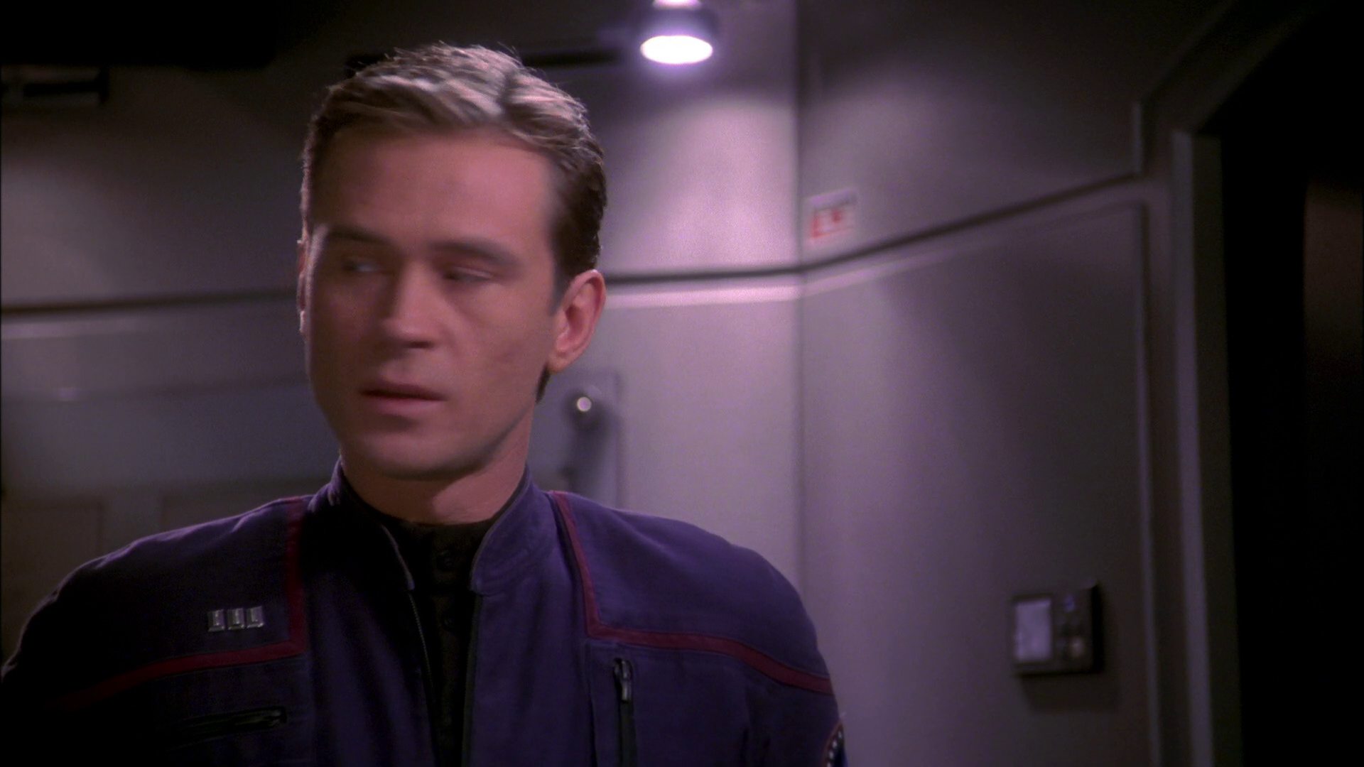 extant_StarTrek_ENT_1x20-Oasis_1891.jpg