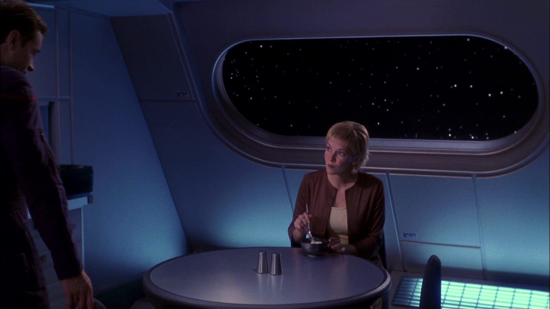 extant_StarTrek_ENT_1x20-Oasis_2093.jpg