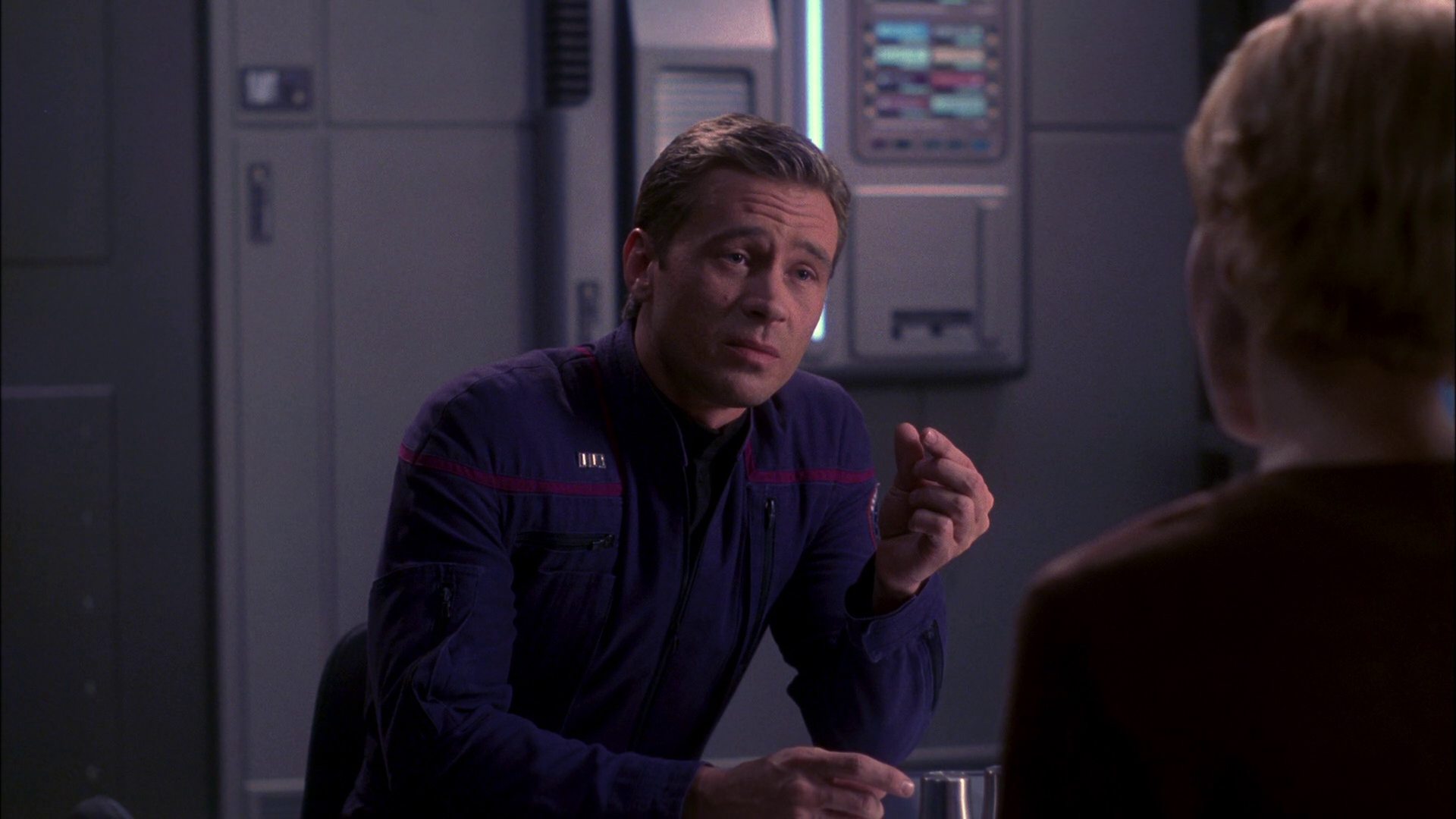extant_StarTrek_ENT_1x20-Oasis_2129.jpg