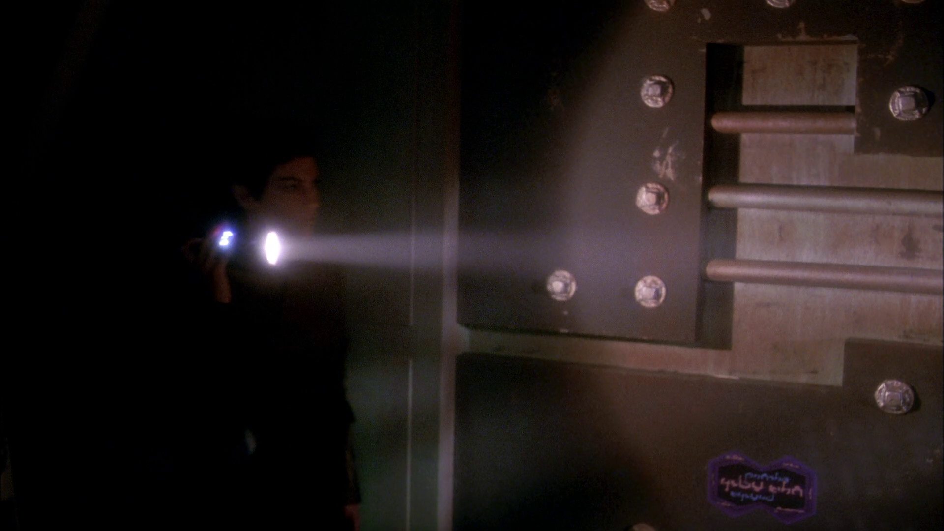 extant_StarTrek_ENT_1x20-Oasis_2254.jpg