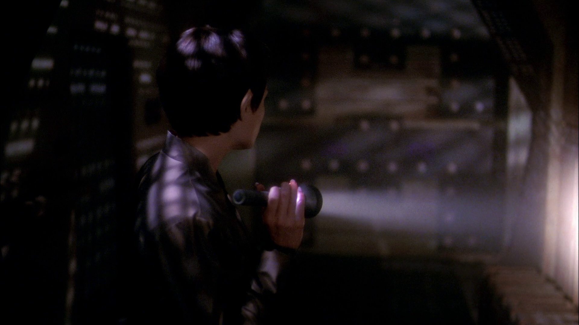 extant_StarTrek_ENT_1x20-Oasis_2272.jpg