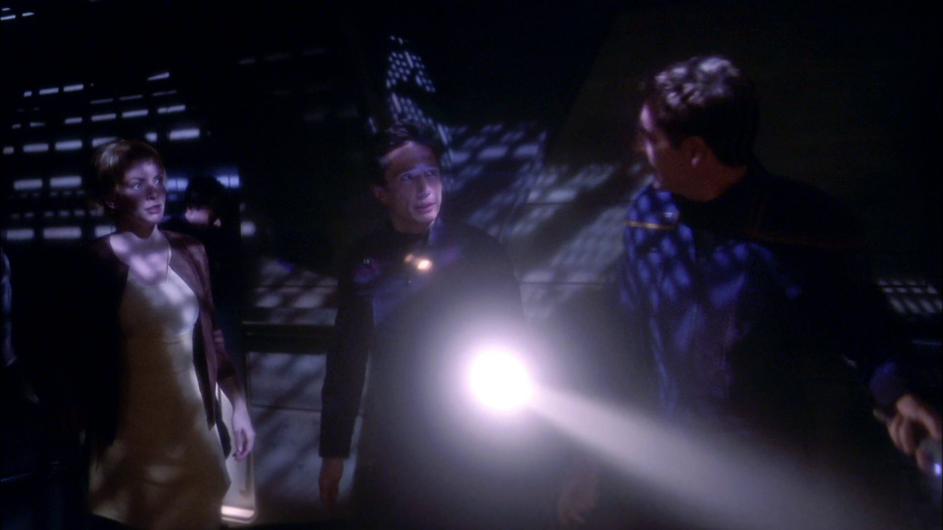 extant_StarTrek_ENT_1x20-Oasis_2367.jpg