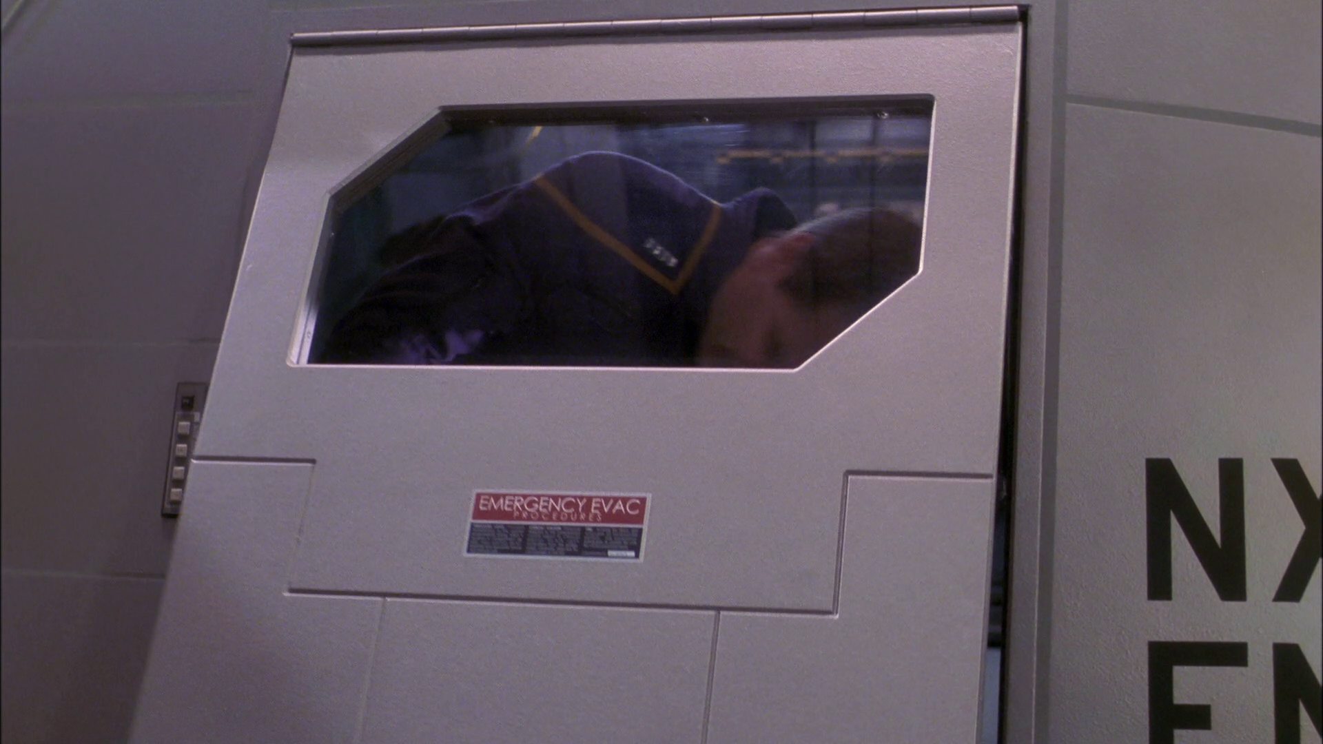 extant_StarTrek_ENT_1x20-Oasis_2633.jpg