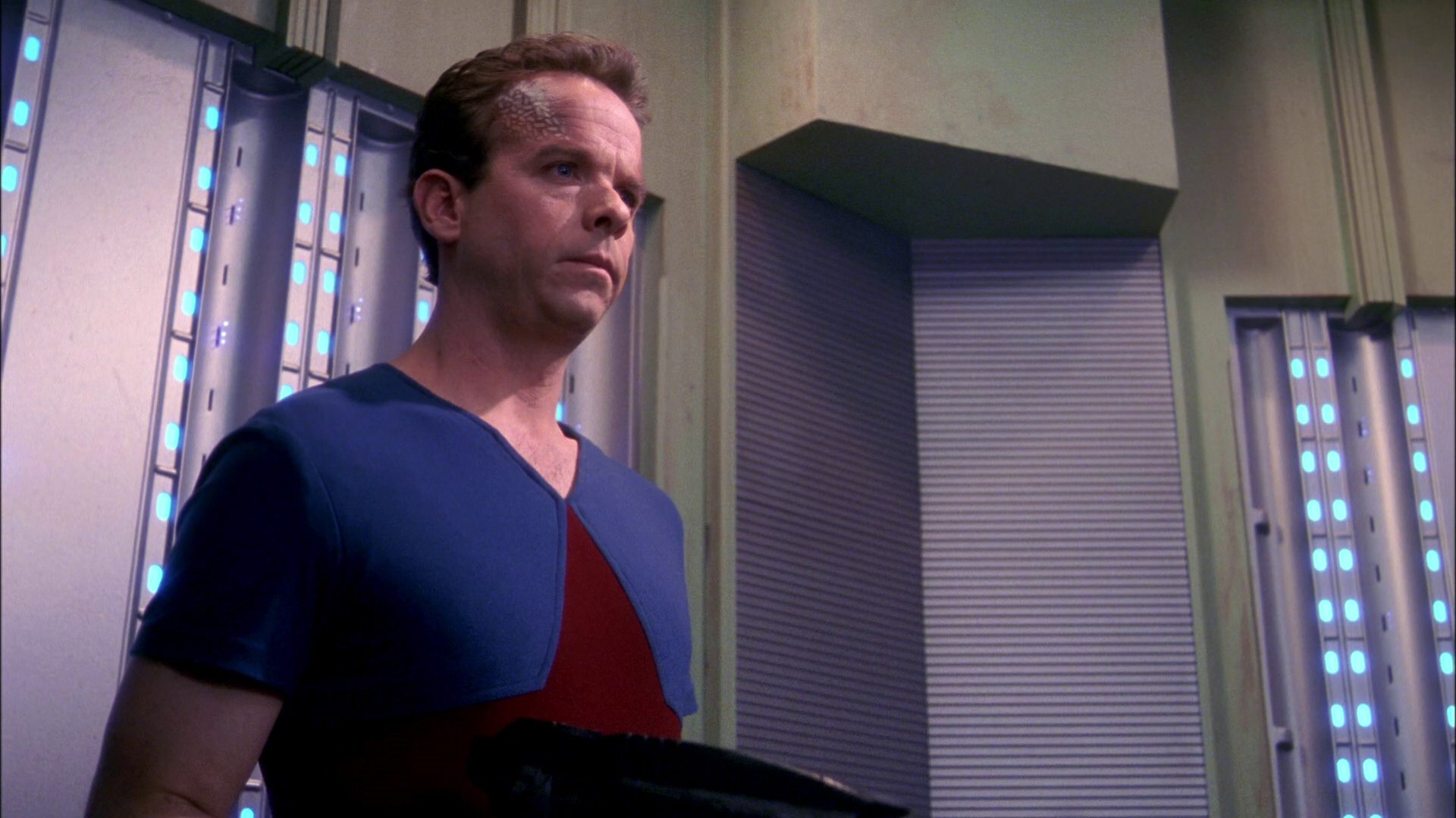 extant_StarTrek_ENT_1x20-Oasis_2668.jpg