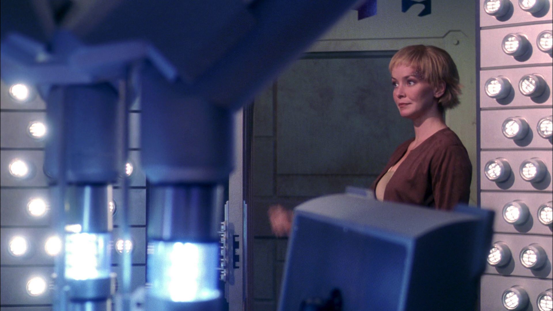 extant_StarTrek_ENT_1x20-Oasis_2676.jpg