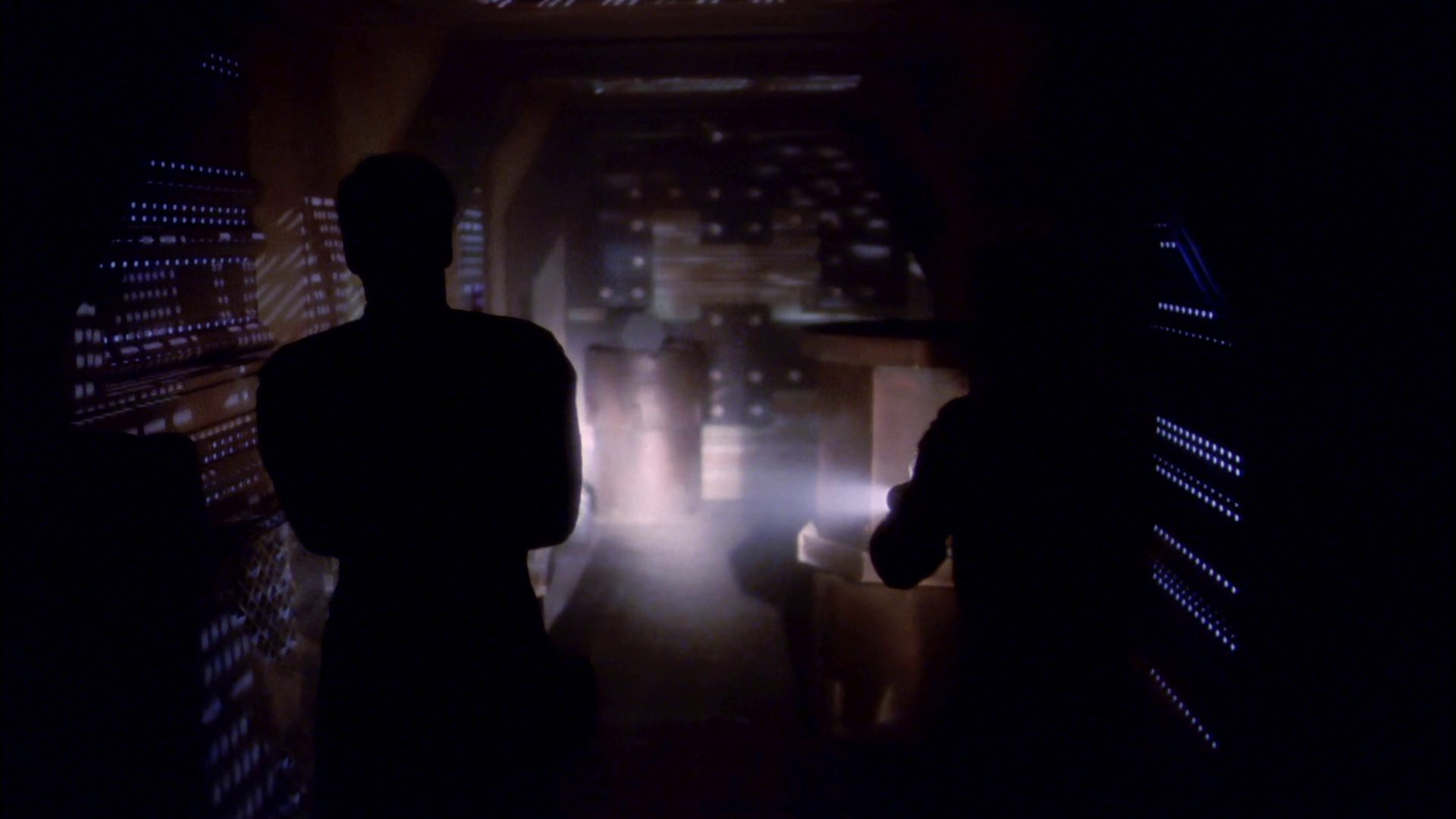 extant_StarTrek_ENT_1x20-Oasis_2770.jpg
