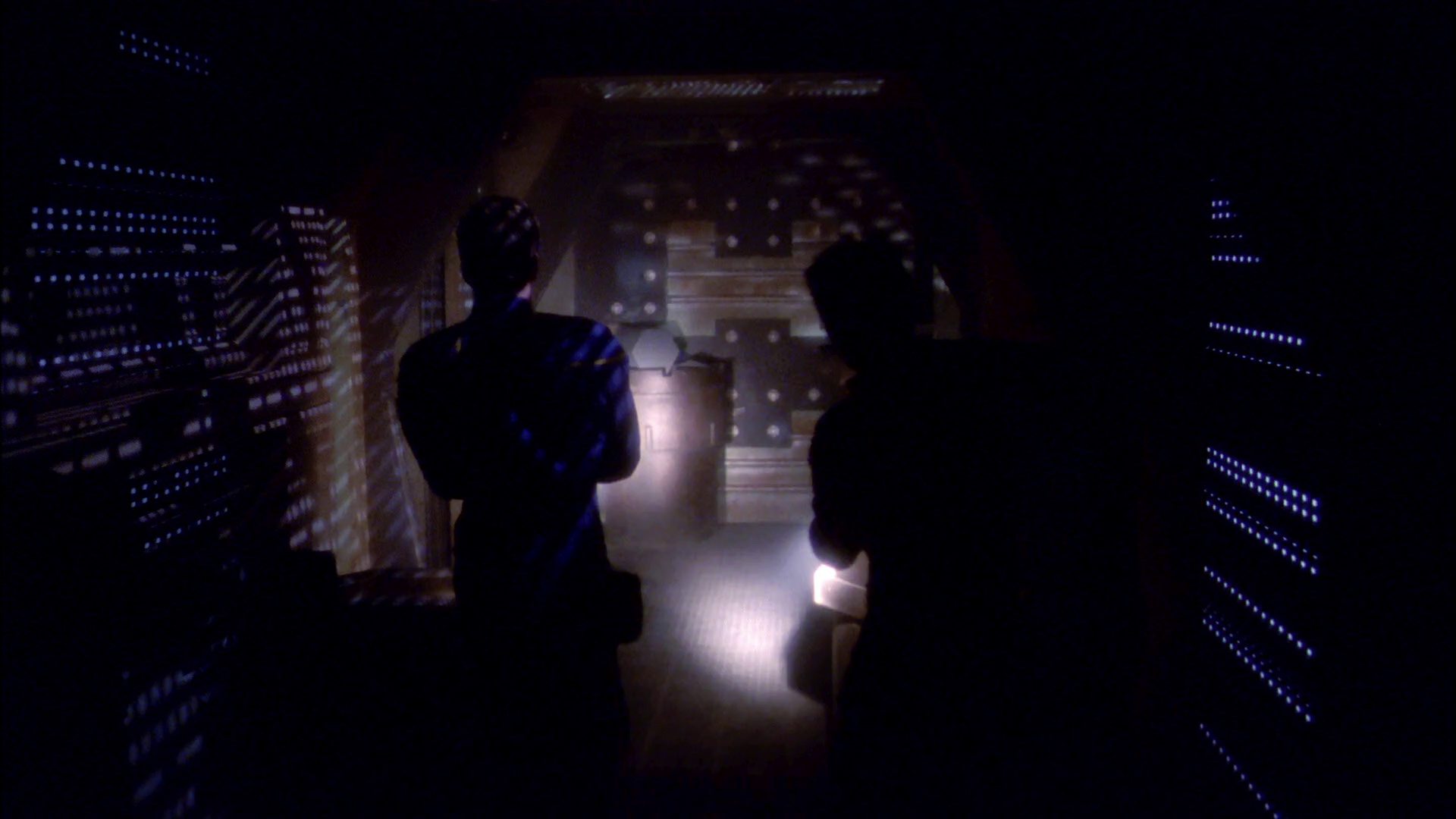 extant_StarTrek_ENT_1x20-Oasis_2772.jpg
