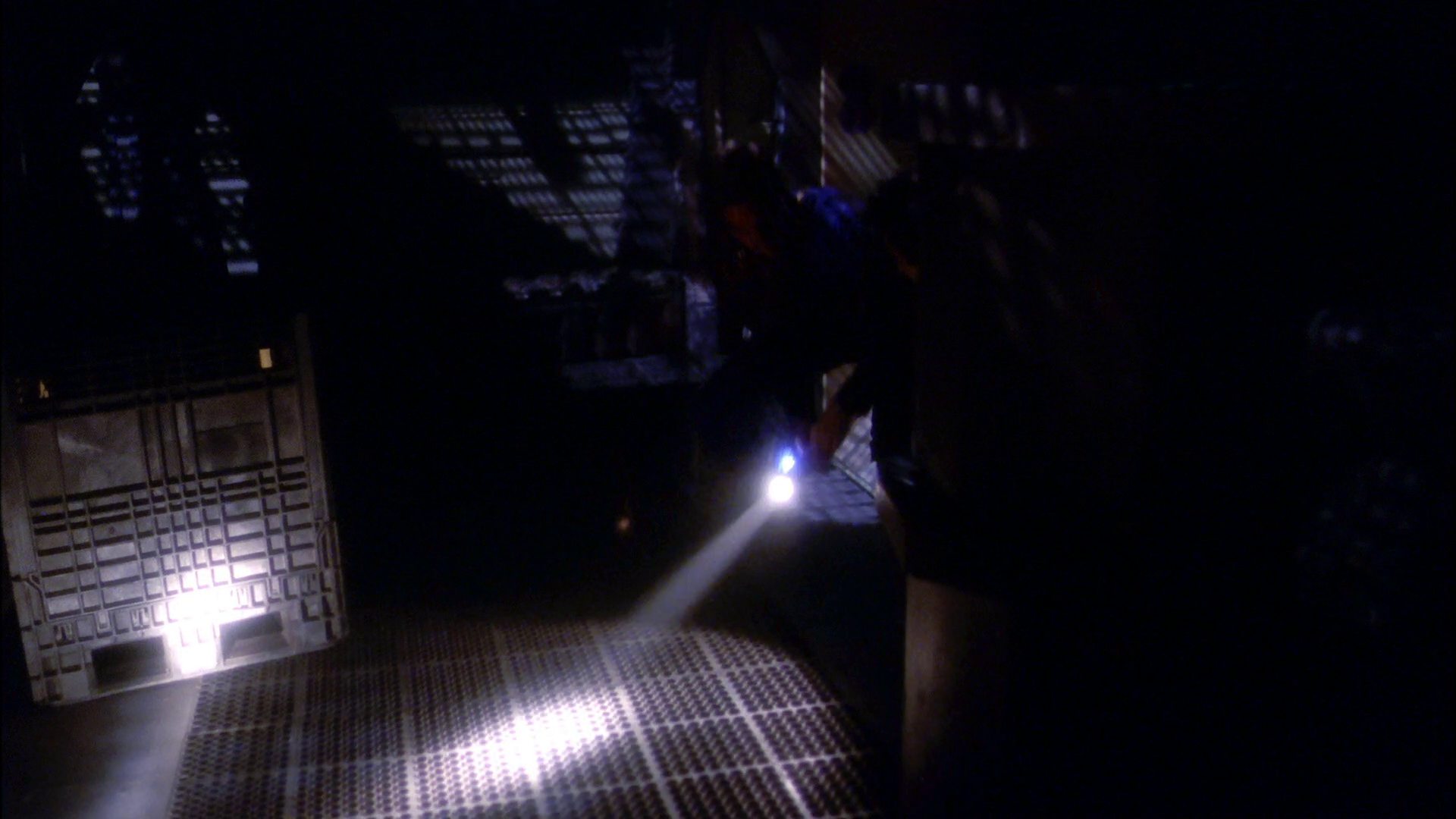 extant_StarTrek_ENT_1x20-Oasis_2815.jpg