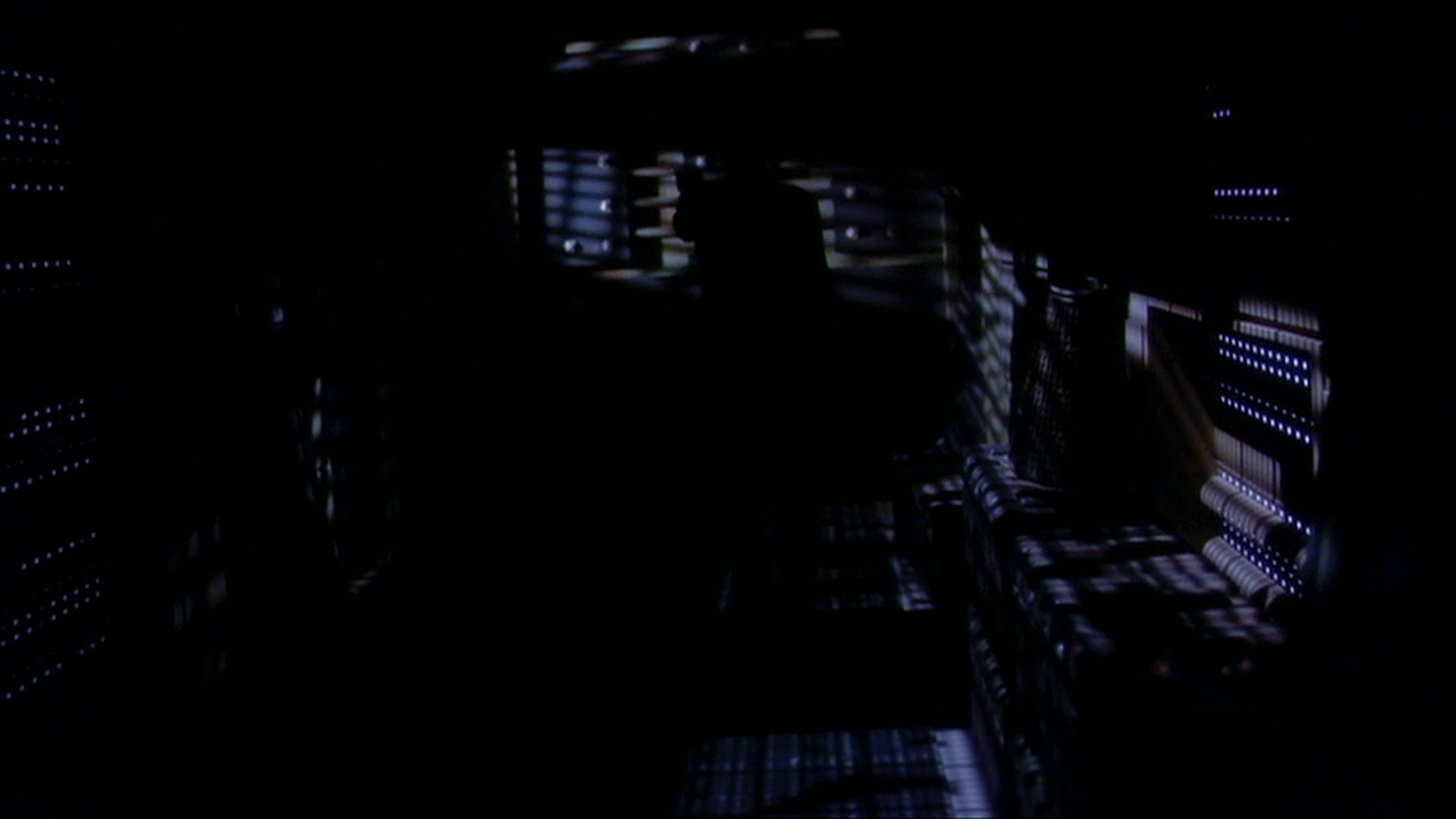 extant_StarTrek_ENT_1x20-Oasis_2855.jpg