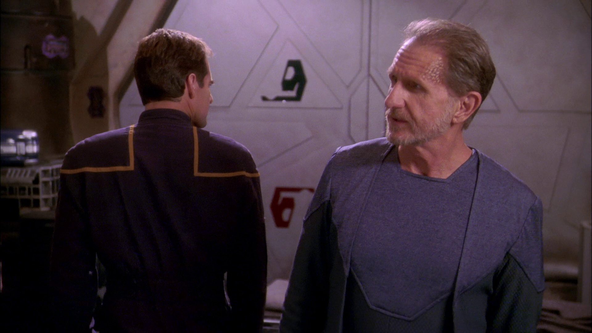 extant_StarTrek_ENT_1x20-Oasis_3071.jpg