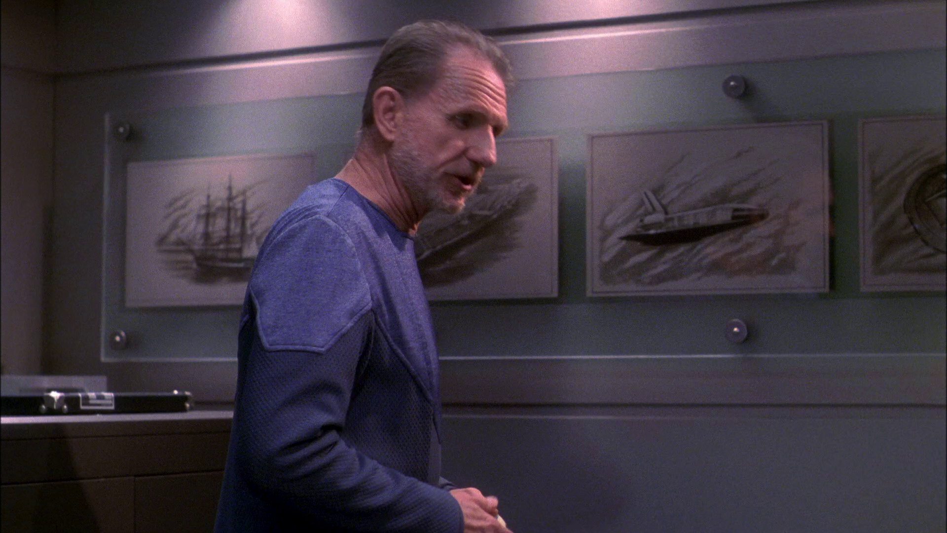extant_StarTrek_ENT_1x20-Oasis_3515.jpg