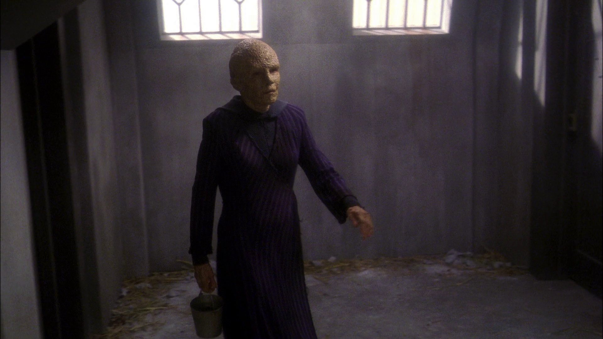 extant_StarTrek_ENT_1x21-Detained_0347.jpg