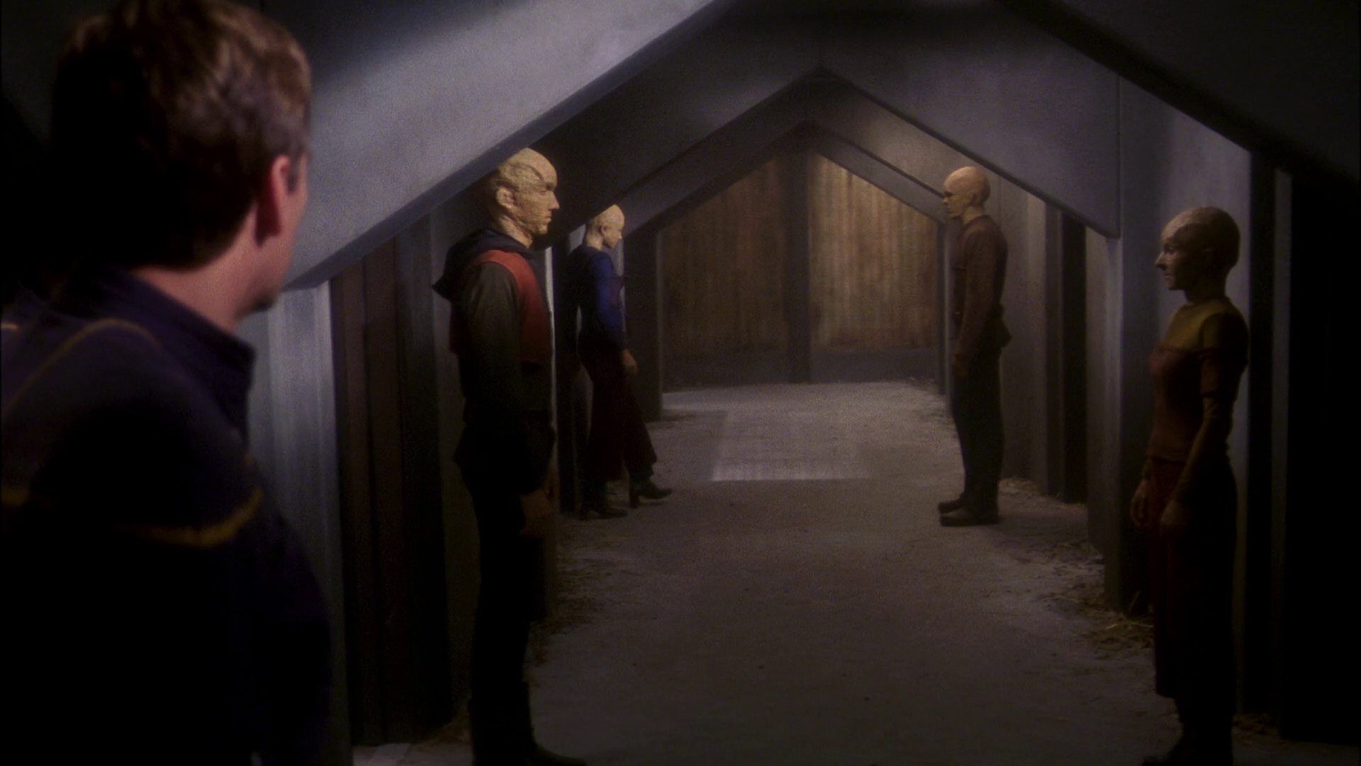 extant_StarTrek_ENT_1x21-Detained_0384.jpg