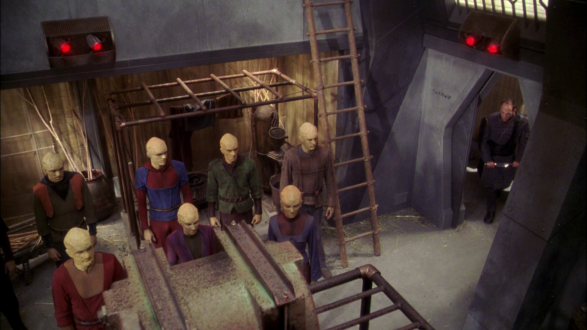 extant_StarTrek_ENT_1x21-Detained_0390.jpg
