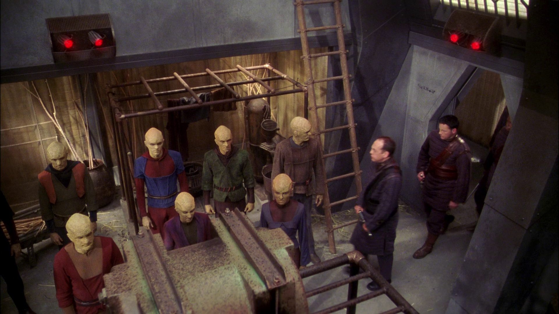 extant_StarTrek_ENT_1x21-Detained_0393.jpg