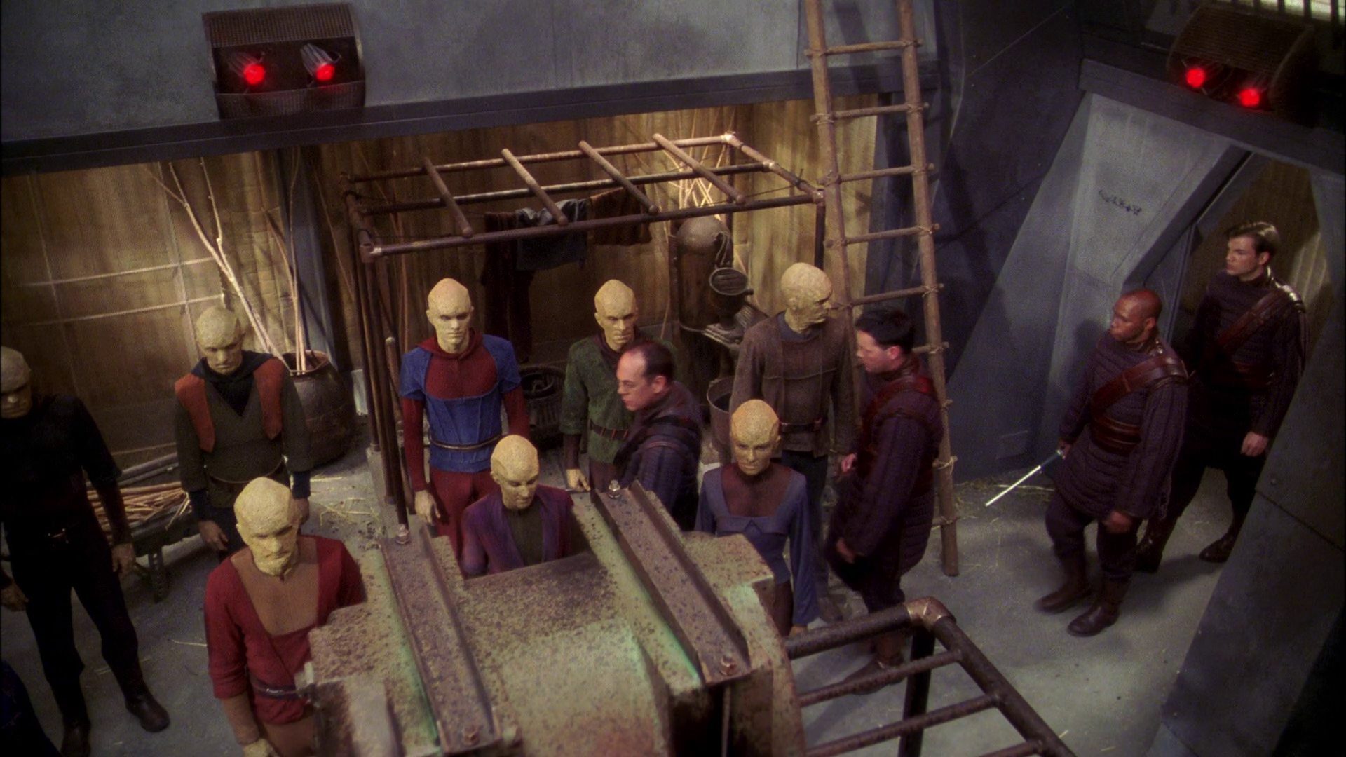 extant_StarTrek_ENT_1x21-Detained_0395.jpg