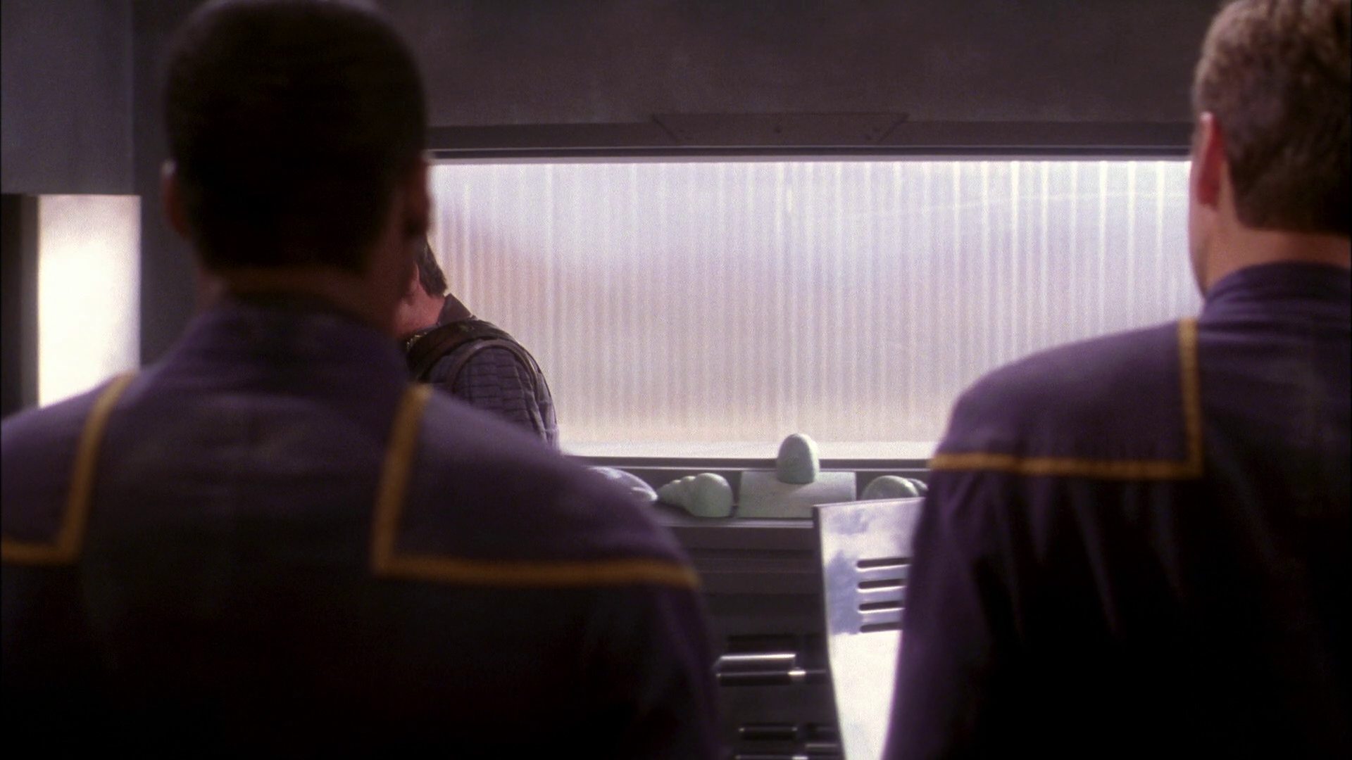 extant_StarTrek_ENT_1x21-Detained_0516.jpg
