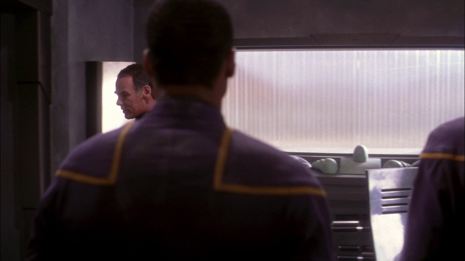 extant_StarTrek_ENT_1x21-Detained_0517.jpg