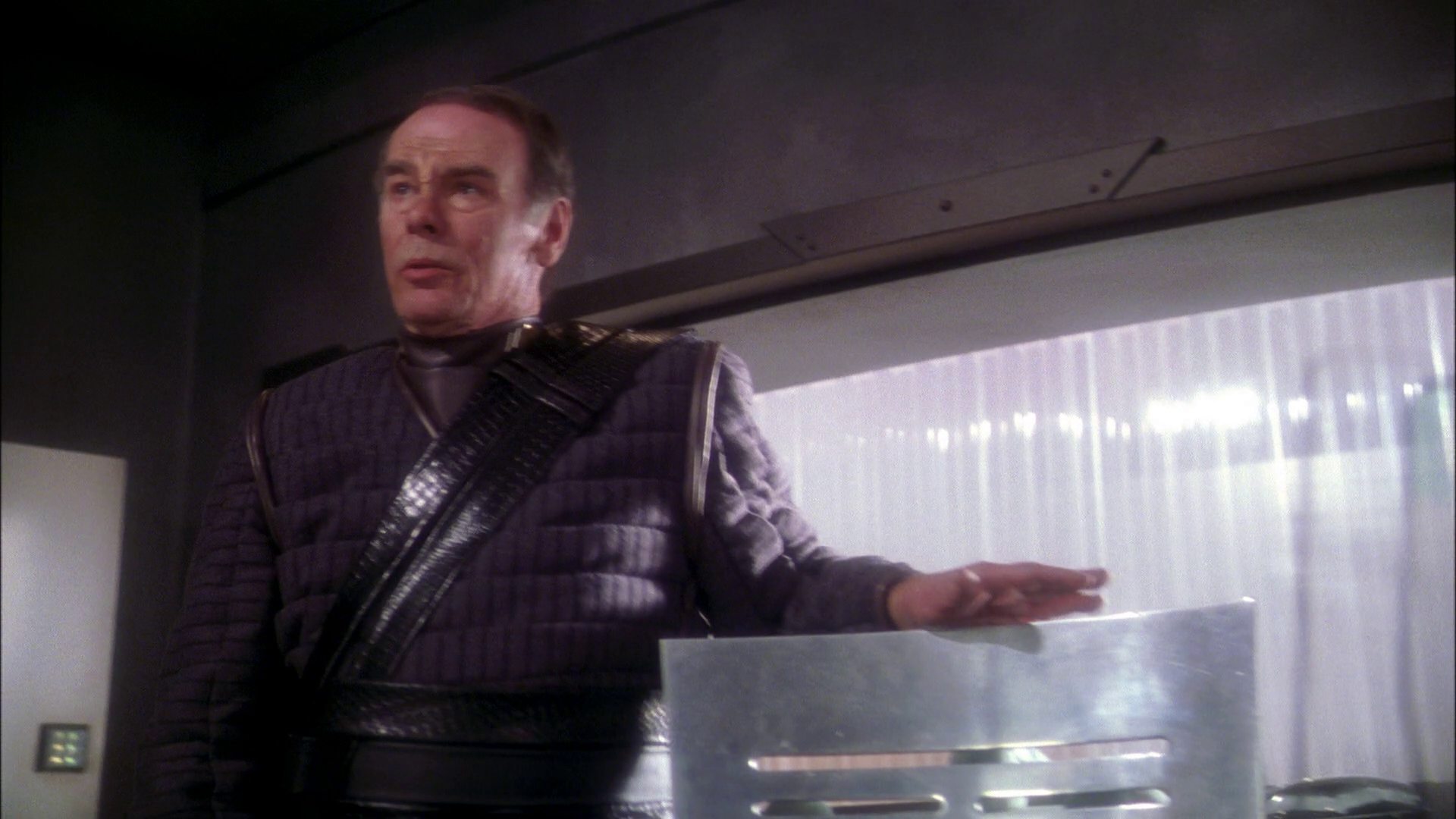 extant_StarTrek_ENT_1x21-Detained_0612.jpg