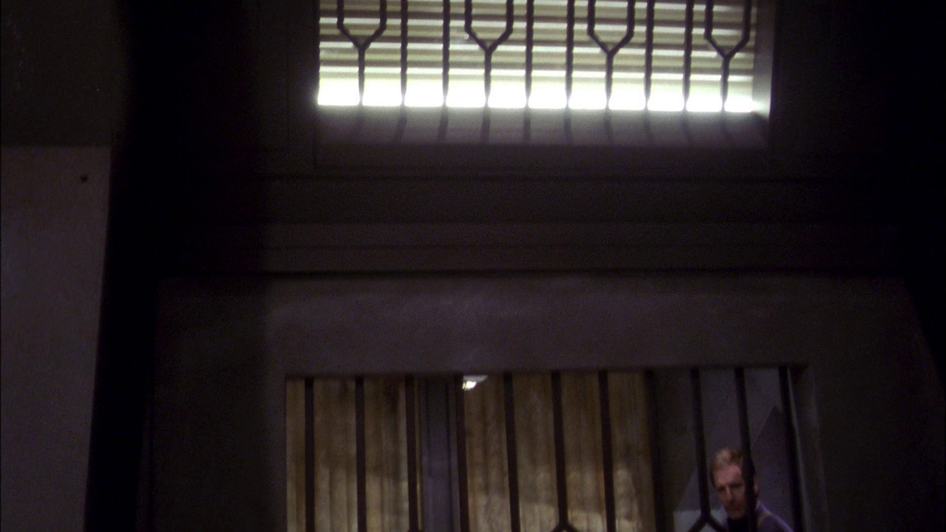 extant_StarTrek_ENT_1x21-Detained_0790.jpg