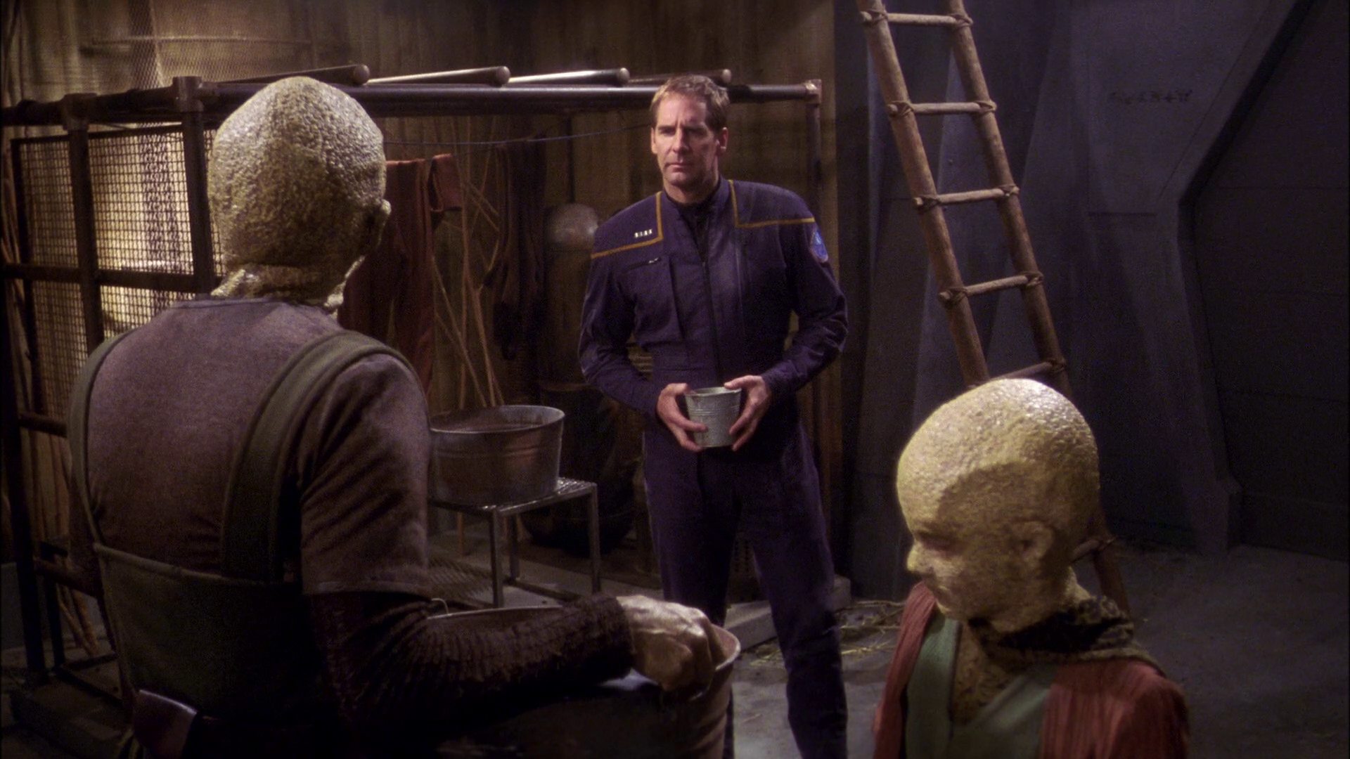 extant_StarTrek_ENT_1x21-Detained_0897.jpg