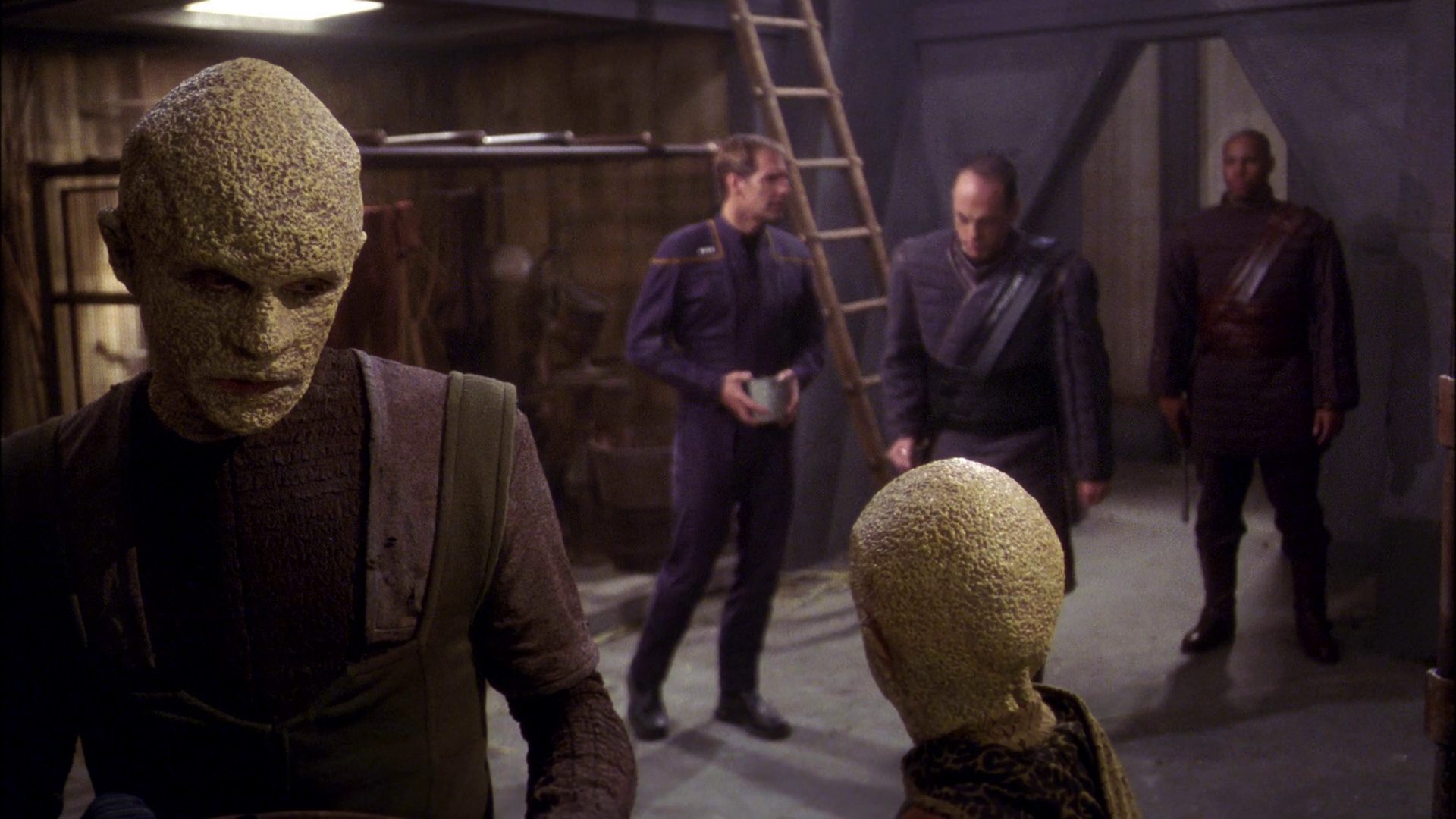 extant_StarTrek_ENT_1x21-Detained_0913.jpg