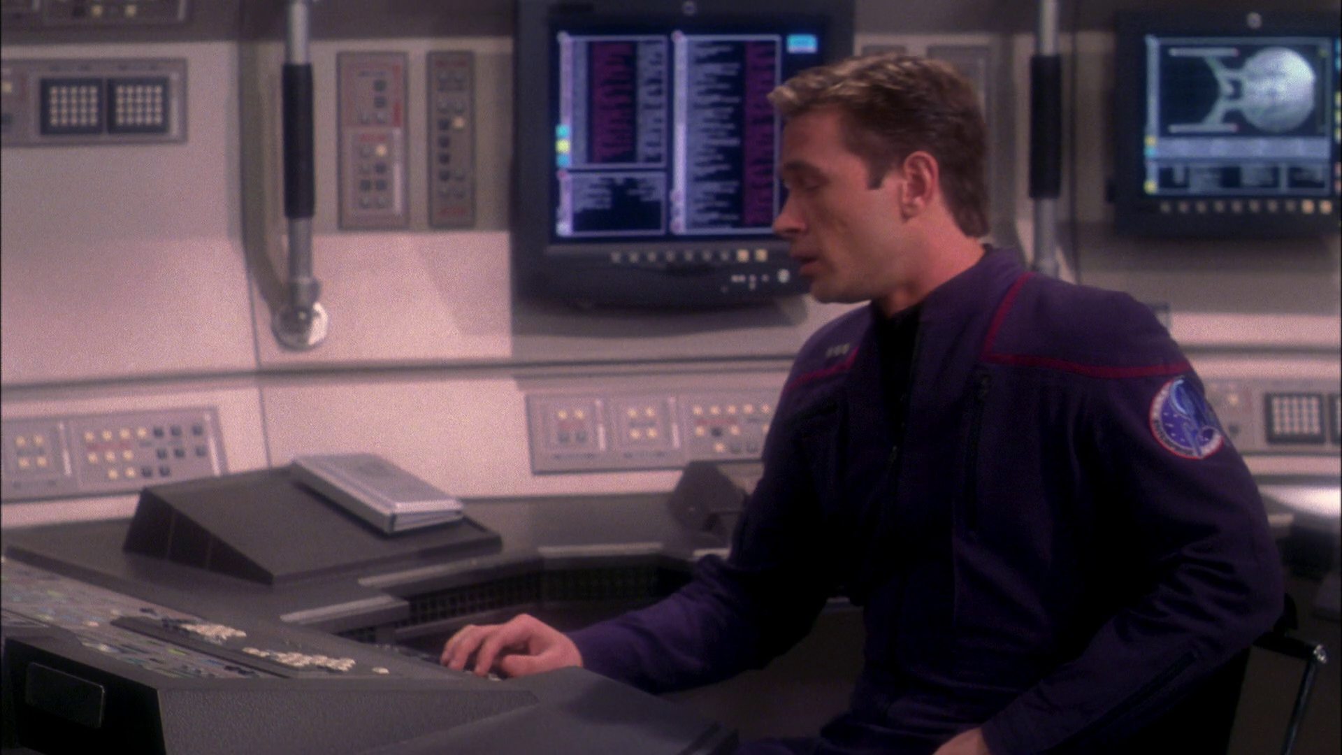 extant_StarTrek_ENT_1x21-Detained_1112.jpg