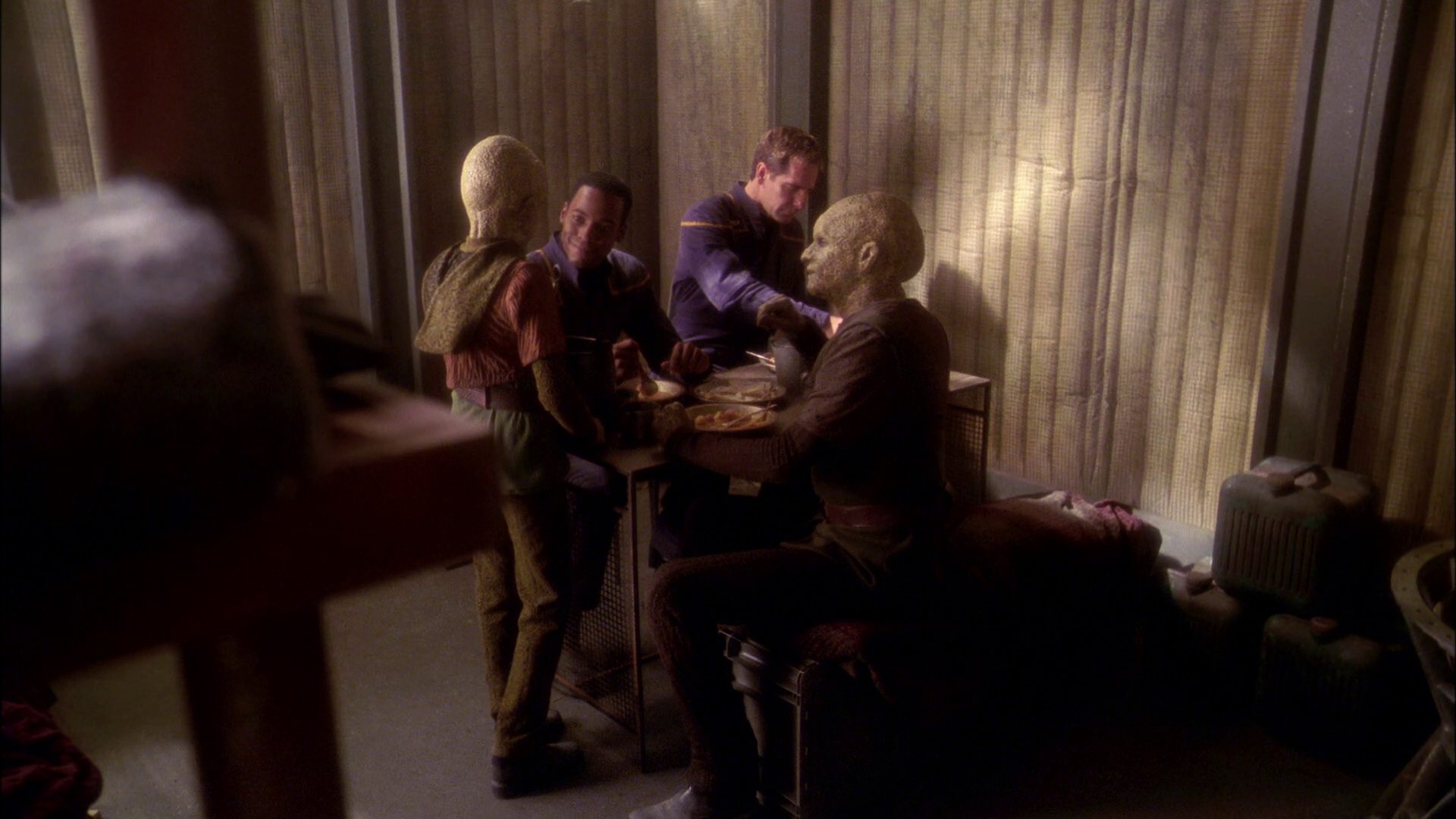 extant_StarTrek_ENT_1x21-Detained_1246.jpg