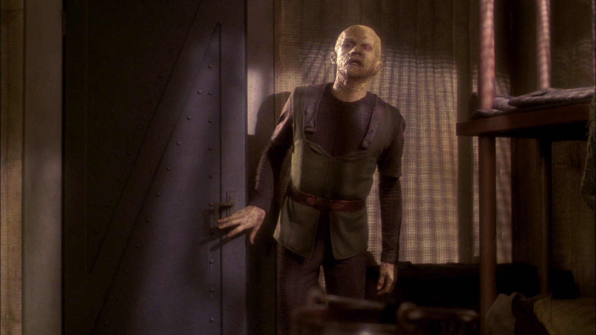 extant_StarTrek_ENT_1x21-Detained_1304.jpg