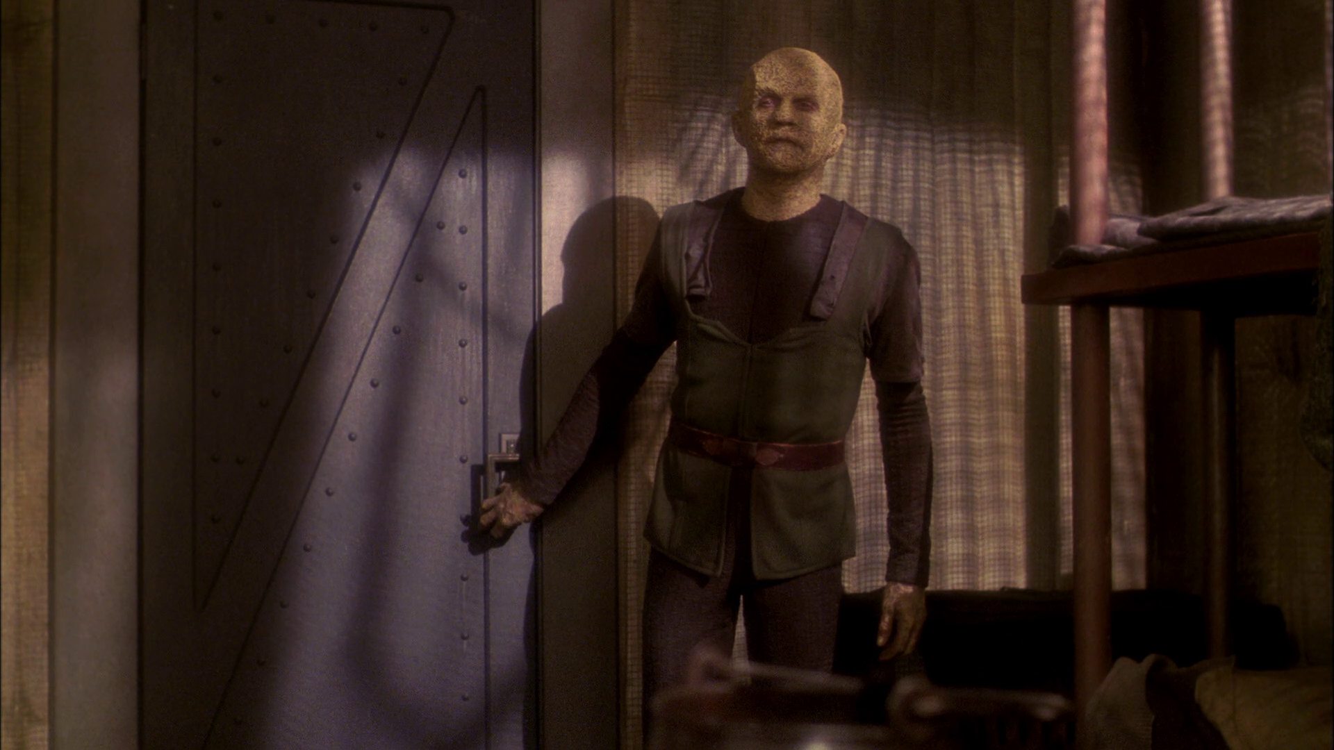 extant_StarTrek_ENT_1x21-Detained_1308.jpg