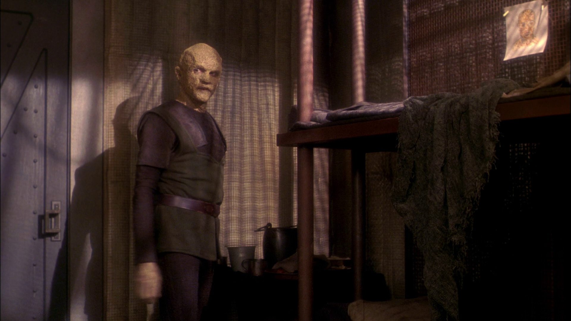 extant_StarTrek_ENT_1x21-Detained_1438.jpg