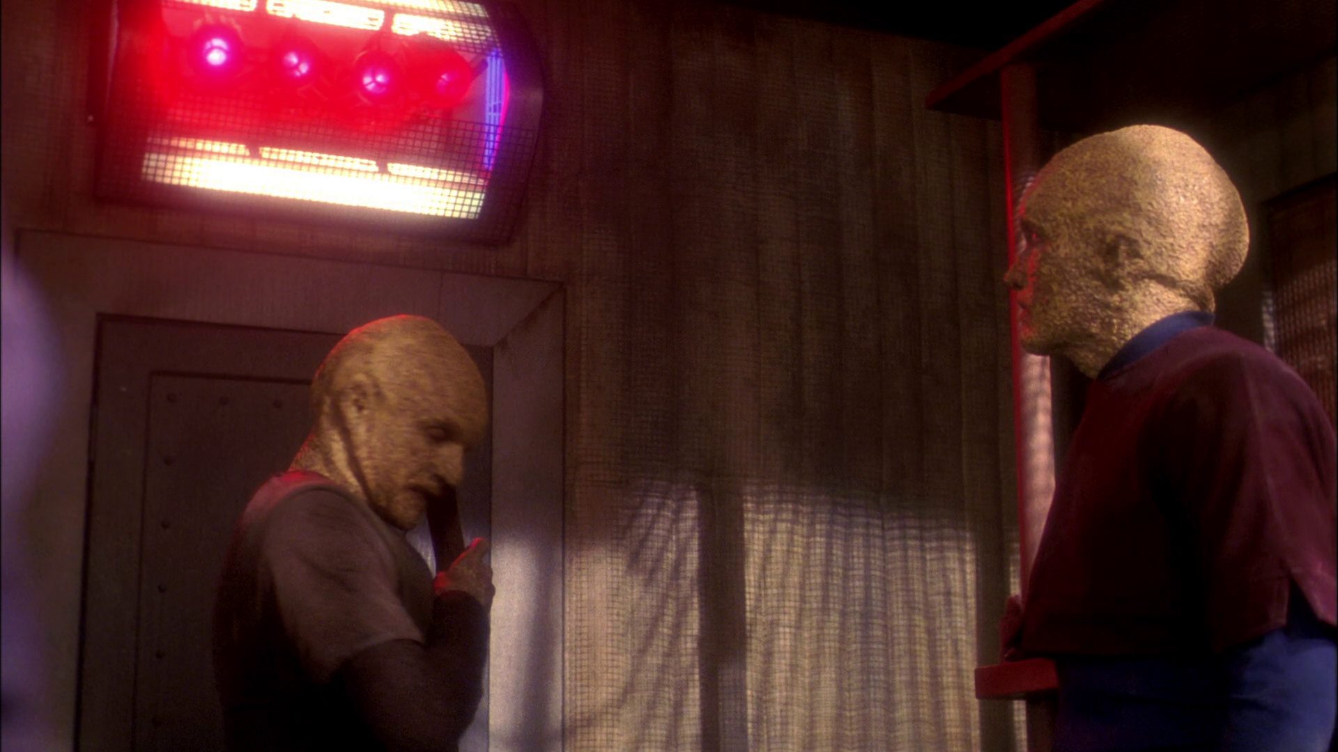 extant_StarTrek_ENT_1x21-Detained_1592.jpg