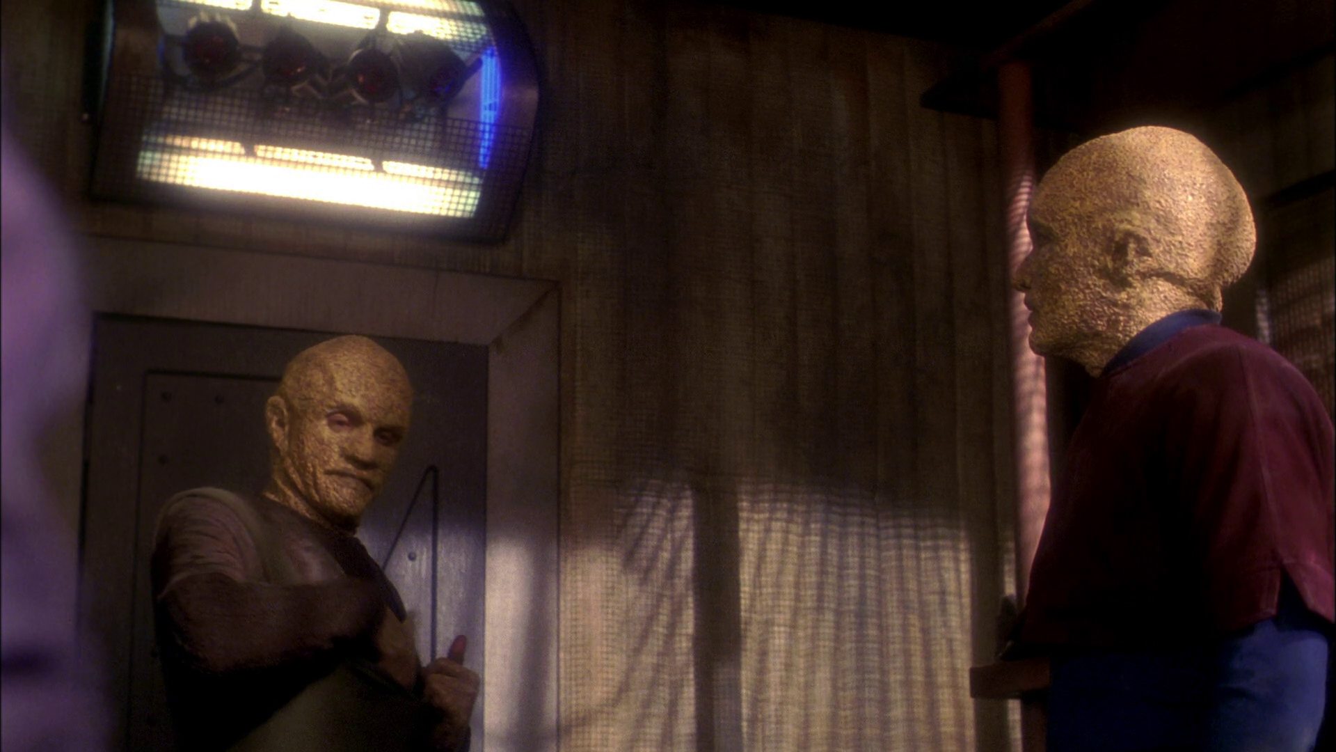 extant_StarTrek_ENT_1x21-Detained_1593.jpg