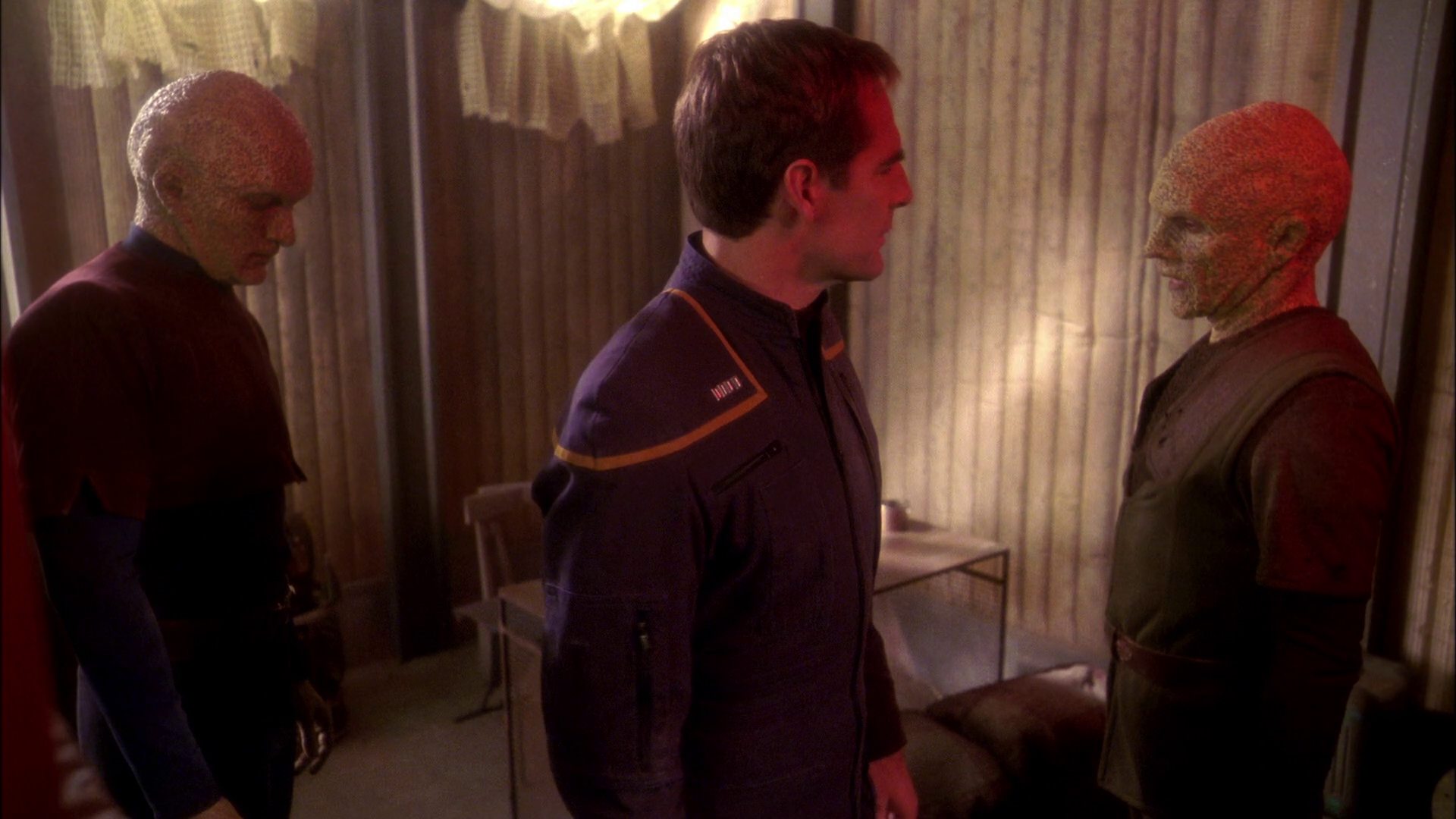 extant_StarTrek_ENT_1x21-Detained_1607.jpg