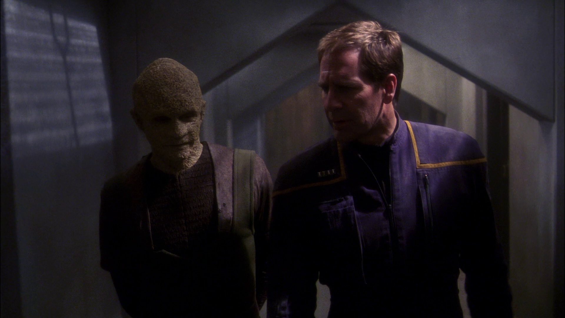 extant_StarTrek_ENT_1x21-Detained_2120.jpg