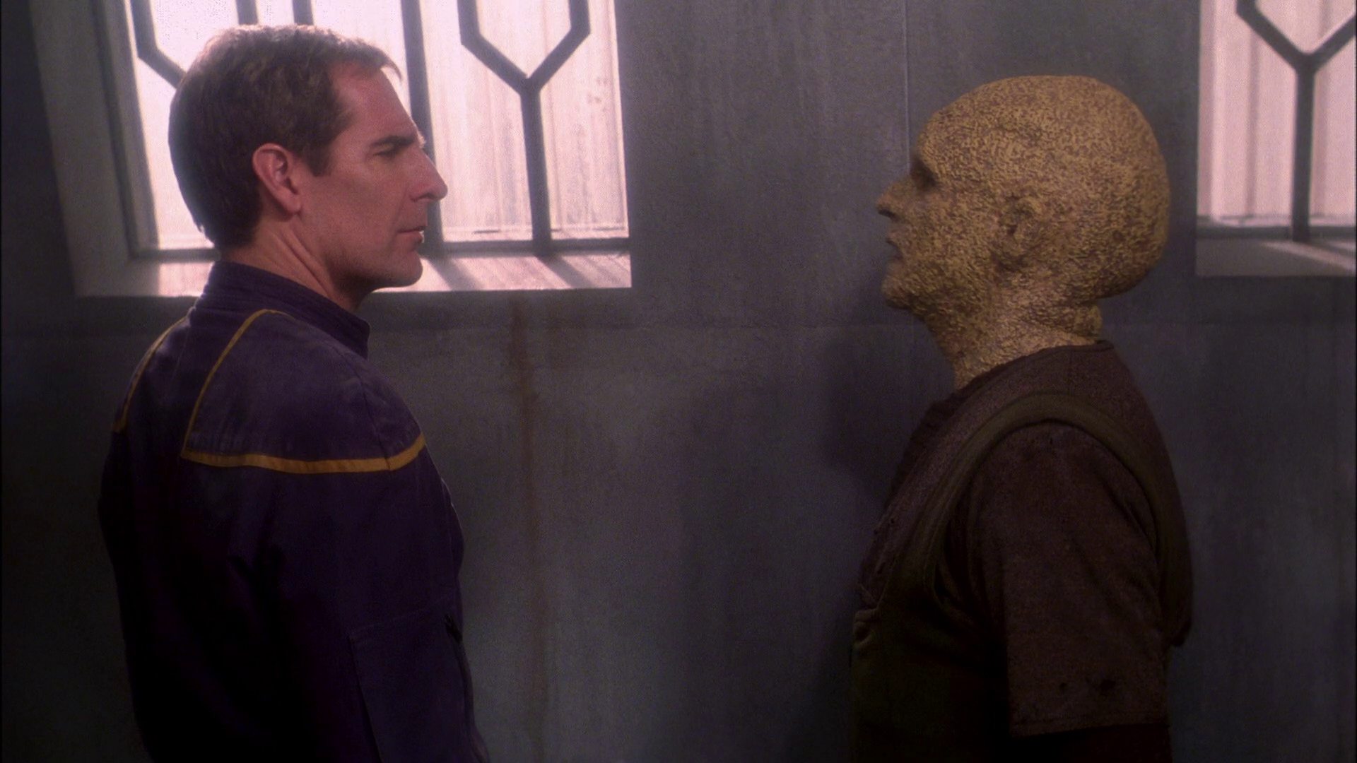 extant_StarTrek_ENT_1x21-Detained_2196.jpg