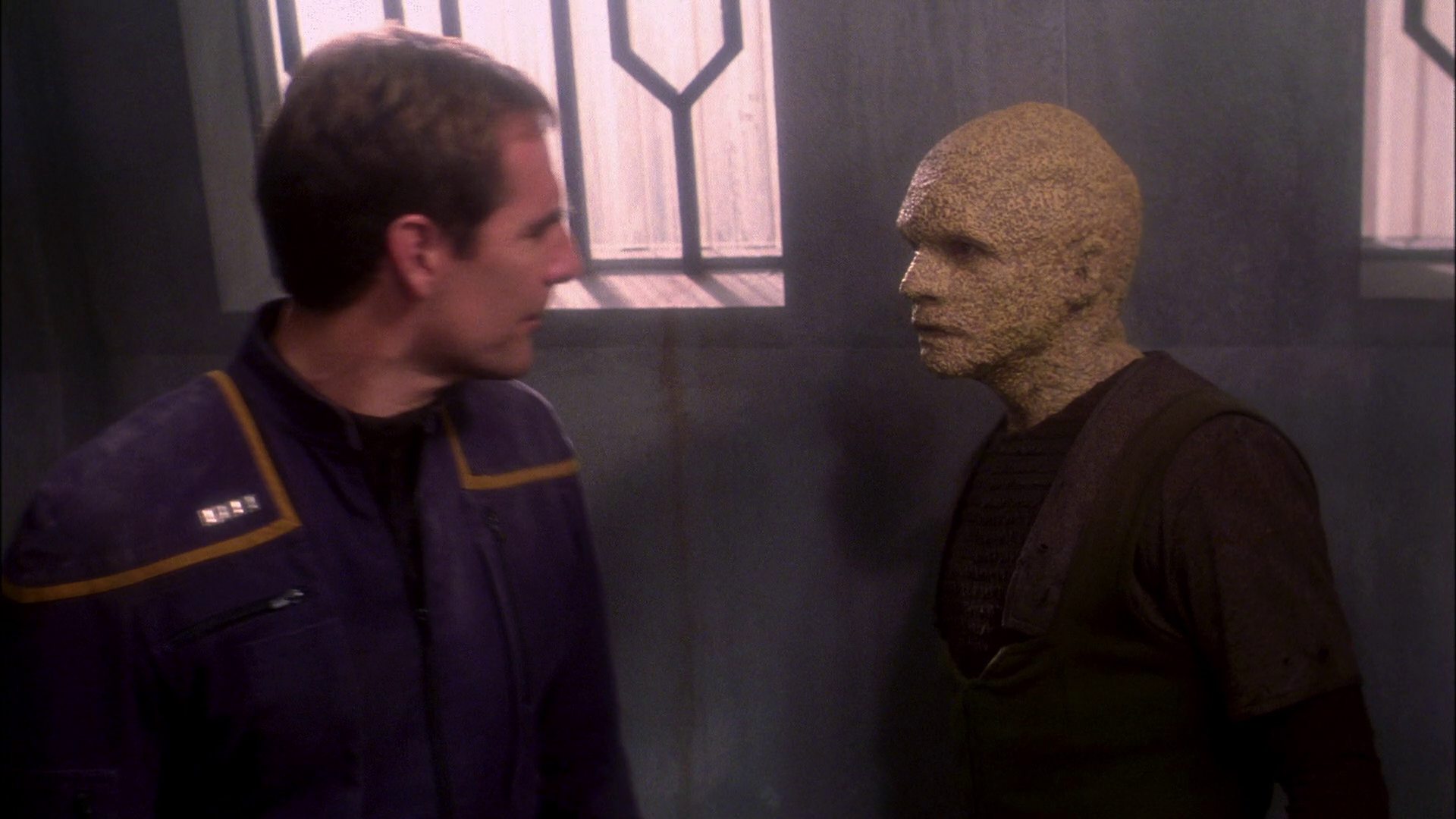 extant_StarTrek_ENT_1x21-Detained_2206.jpg