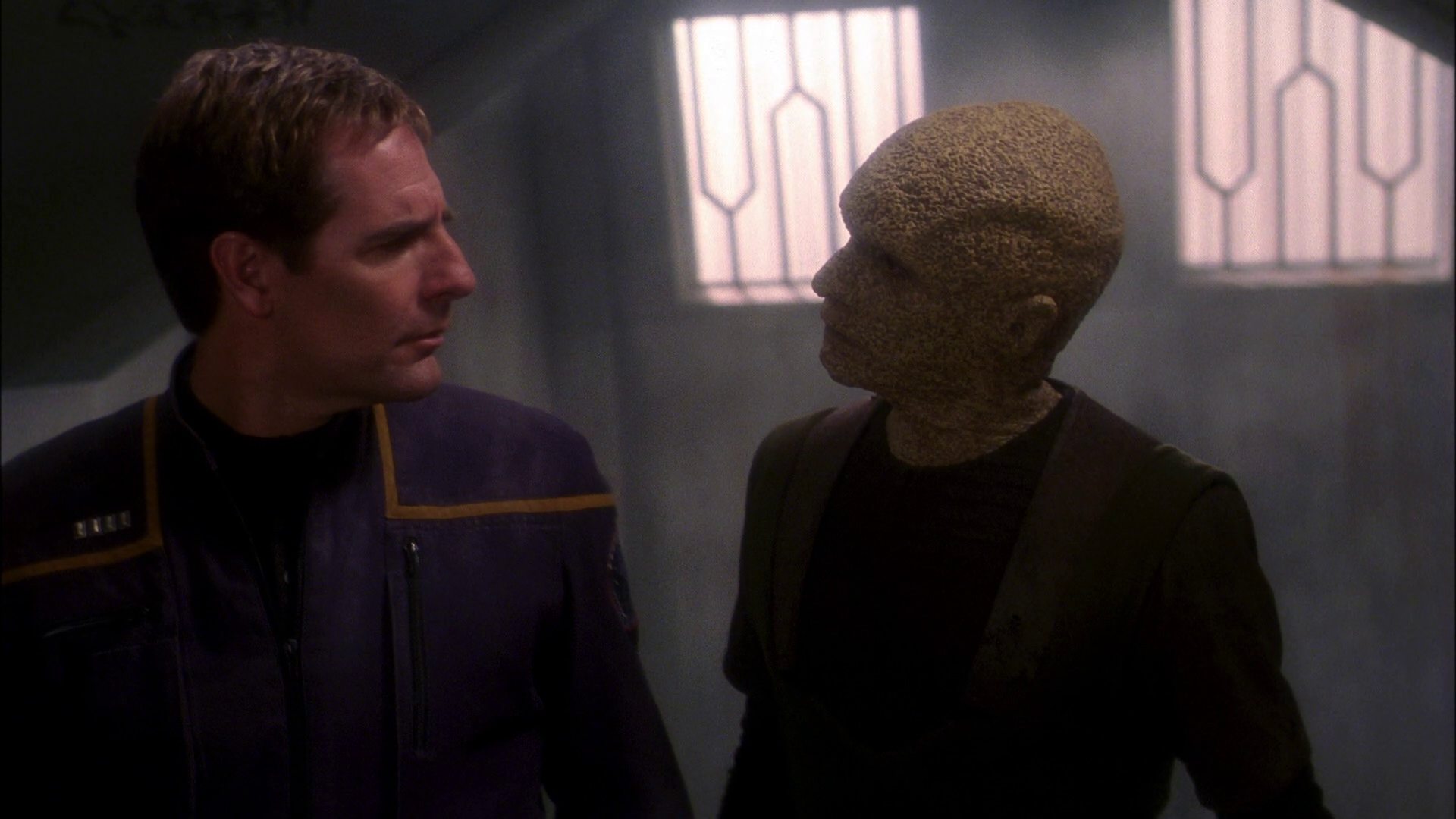 extant_StarTrek_ENT_1x21-Detained_2214.jpg