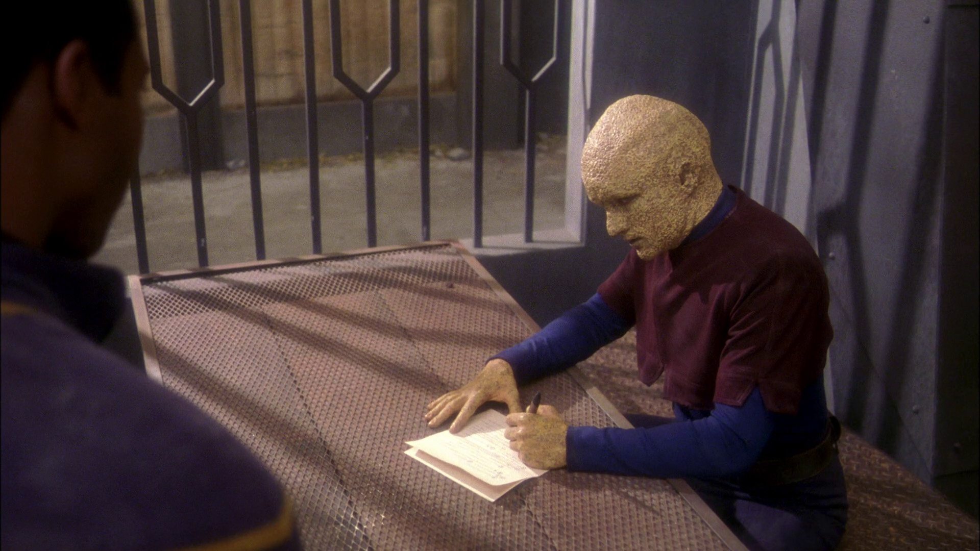 extant_StarTrek_ENT_1x21-Detained_2299.jpg