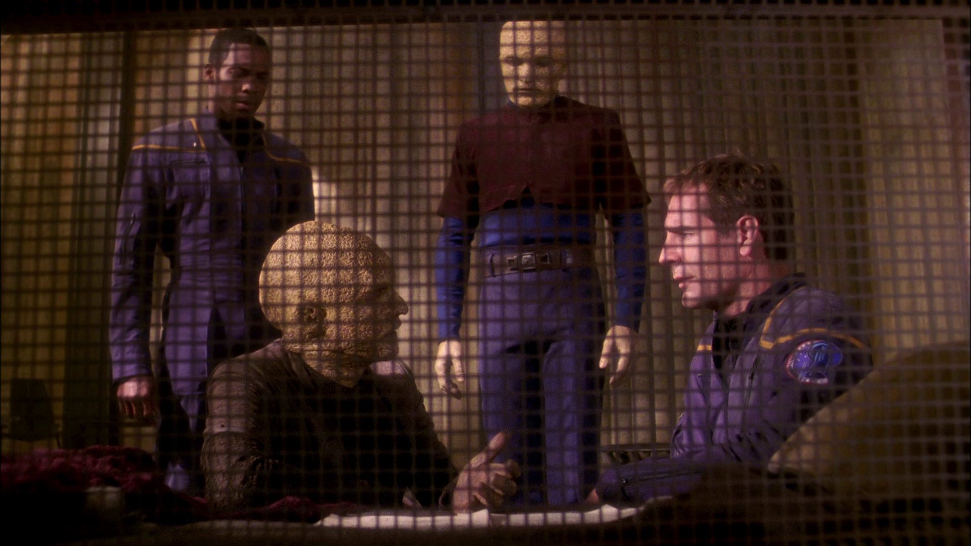 extant_StarTrek_ENT_1x21-Detained_2517.jpg